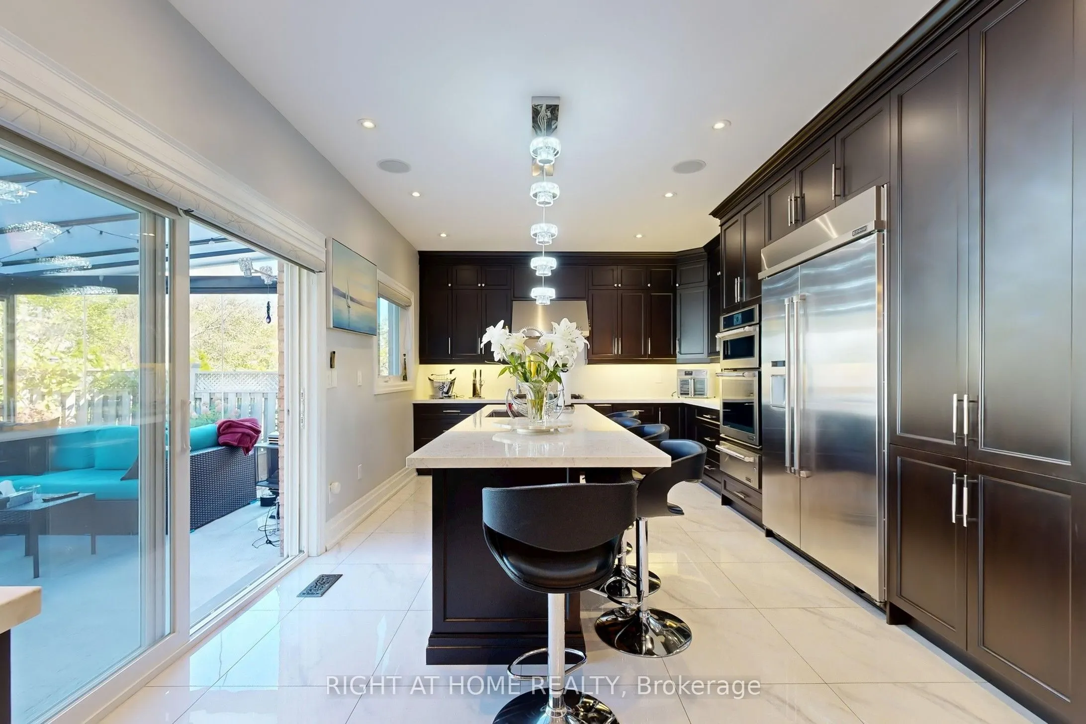 8 Springbrook Drive