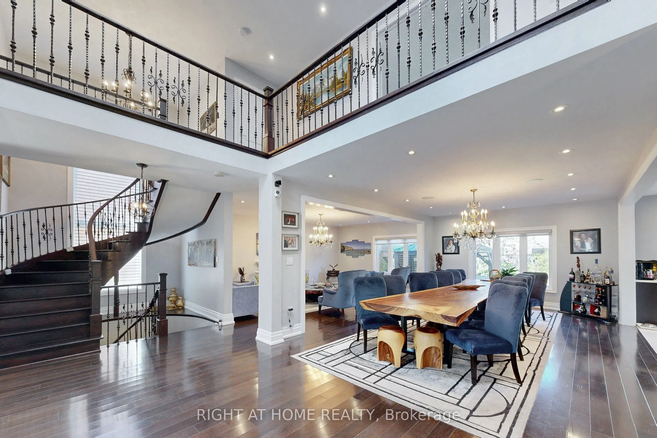 8 Springbrook Drive