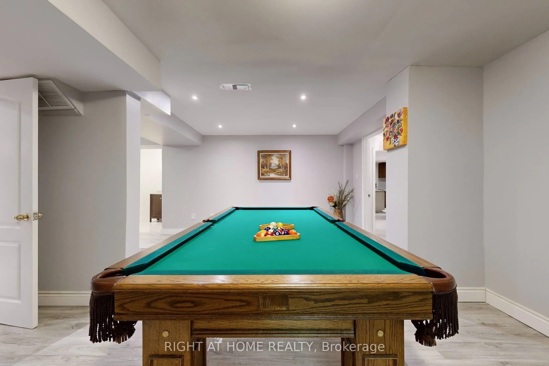 8 Springbrook Drive