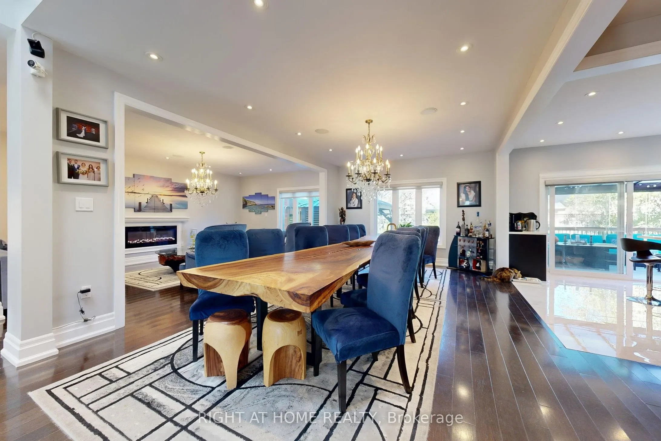 8 Springbrook Drive