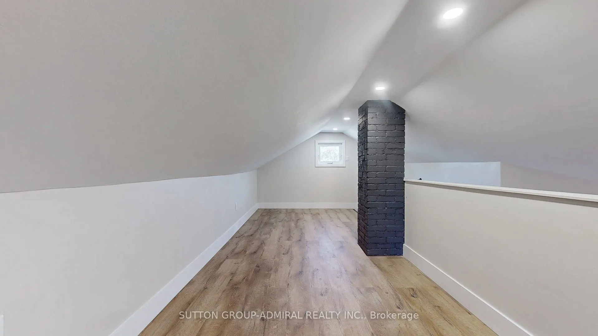 242 Muriel Street, #Main Floor