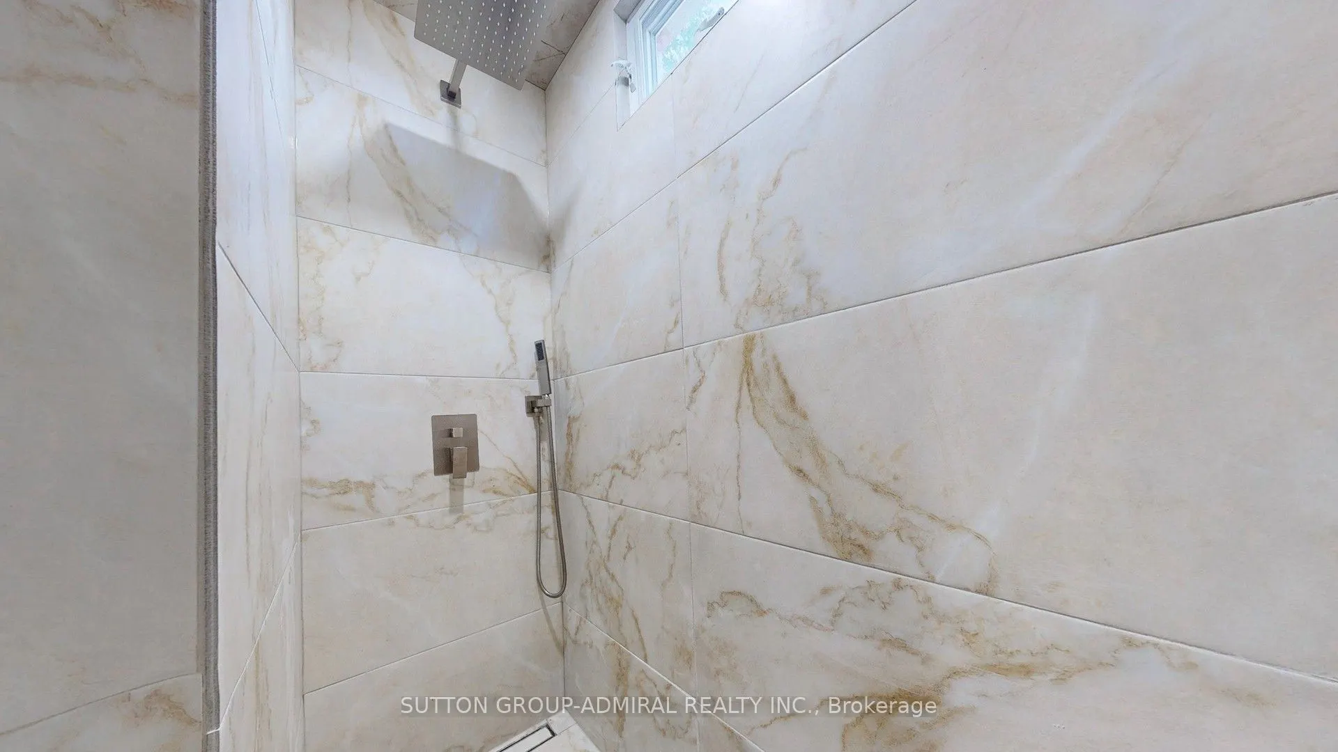 242 Muriel Street, #Main Floor