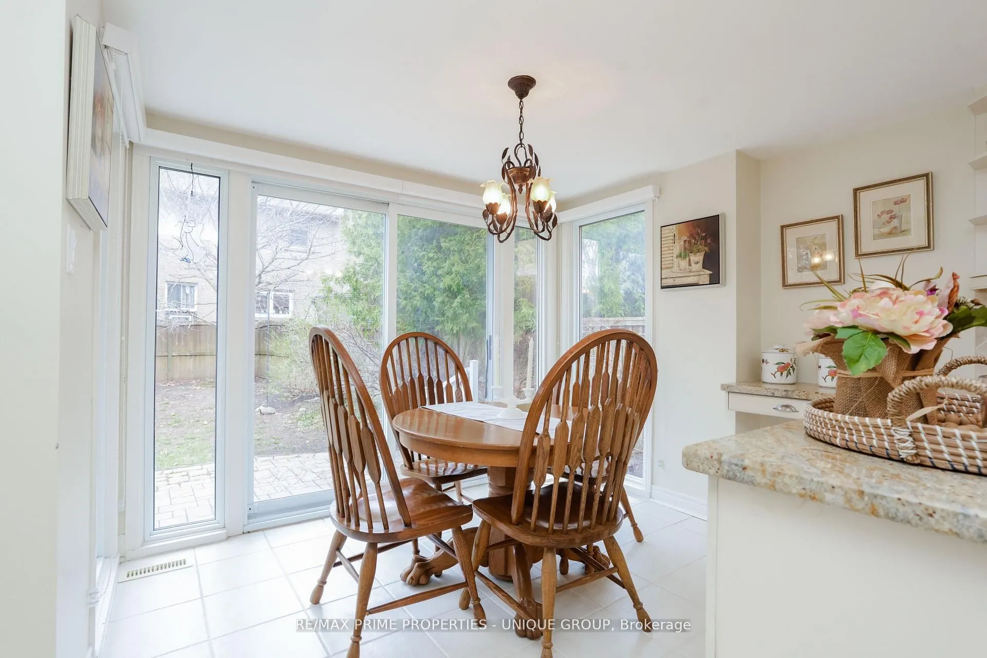 9 Longwater Chase