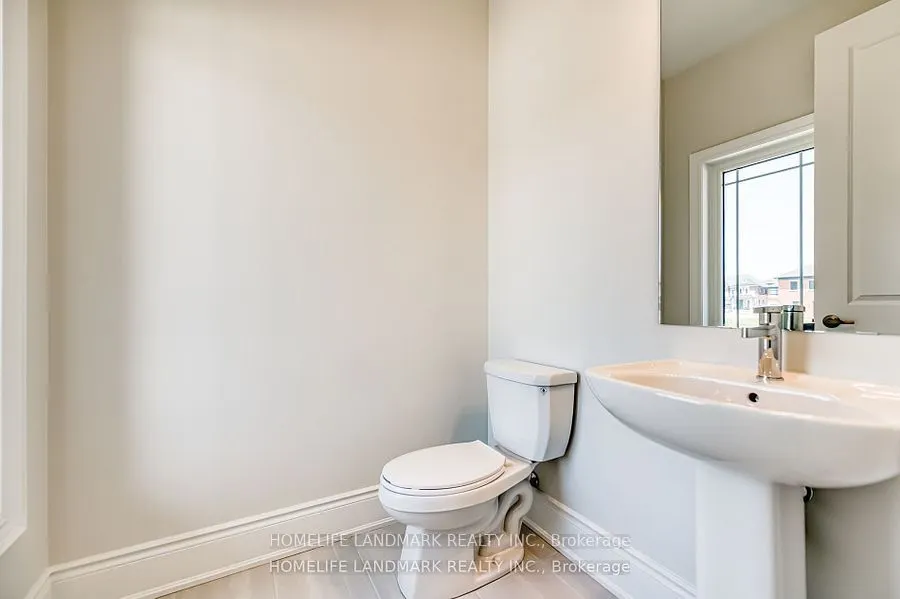 160 Winthrop Crescent