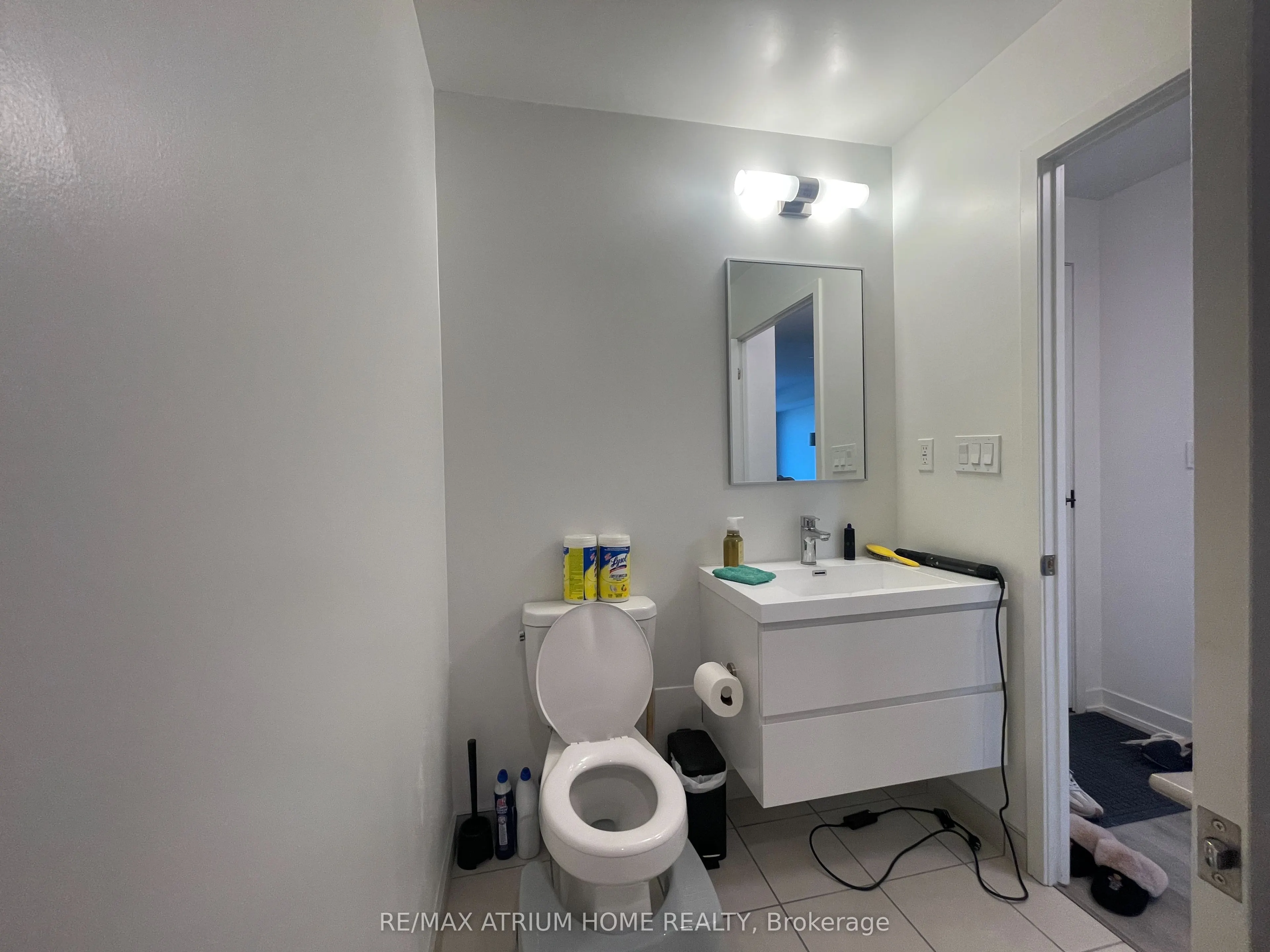 38 Simcoe Promenade, #511