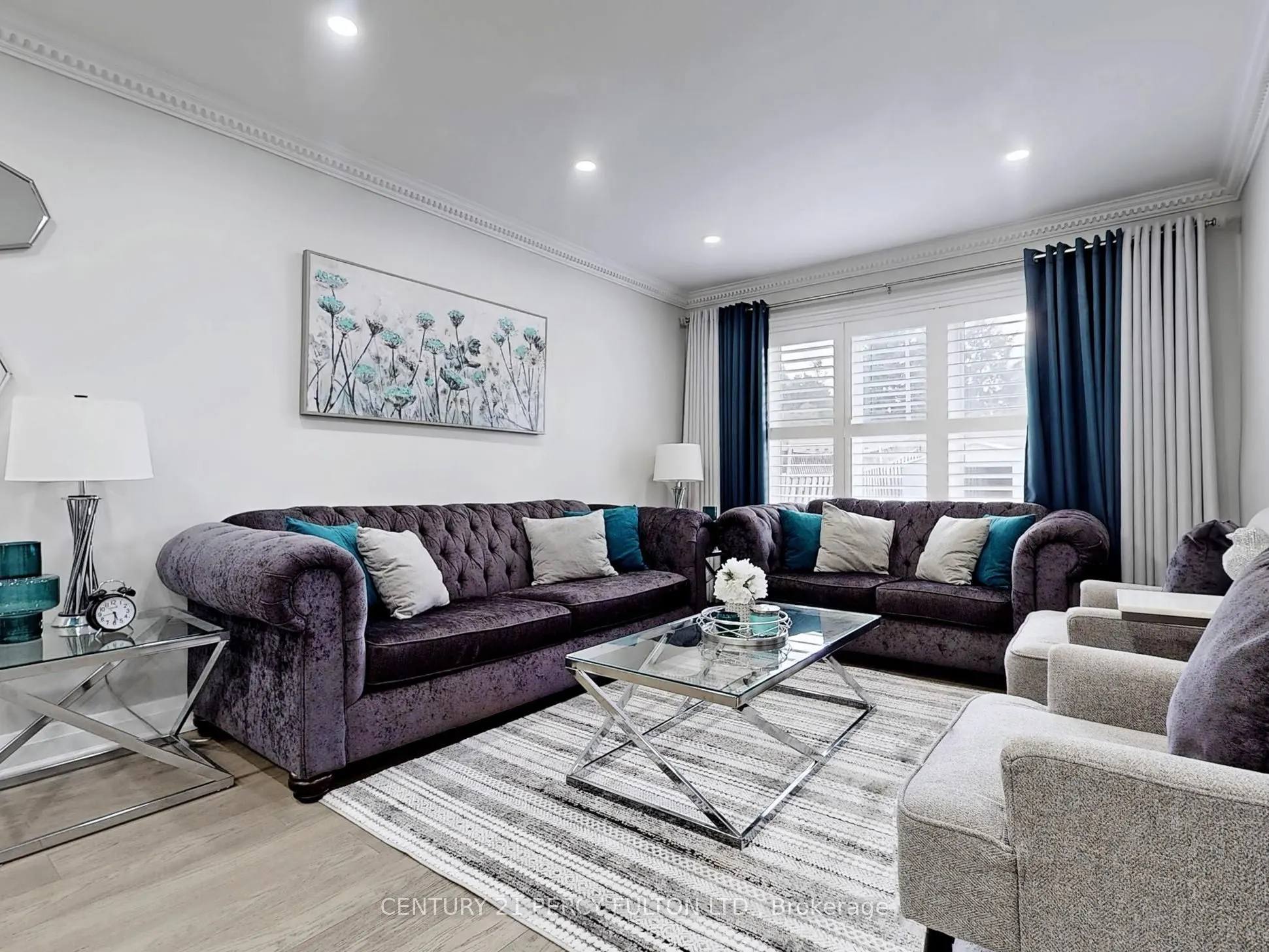 74 Doubtfire Crescent