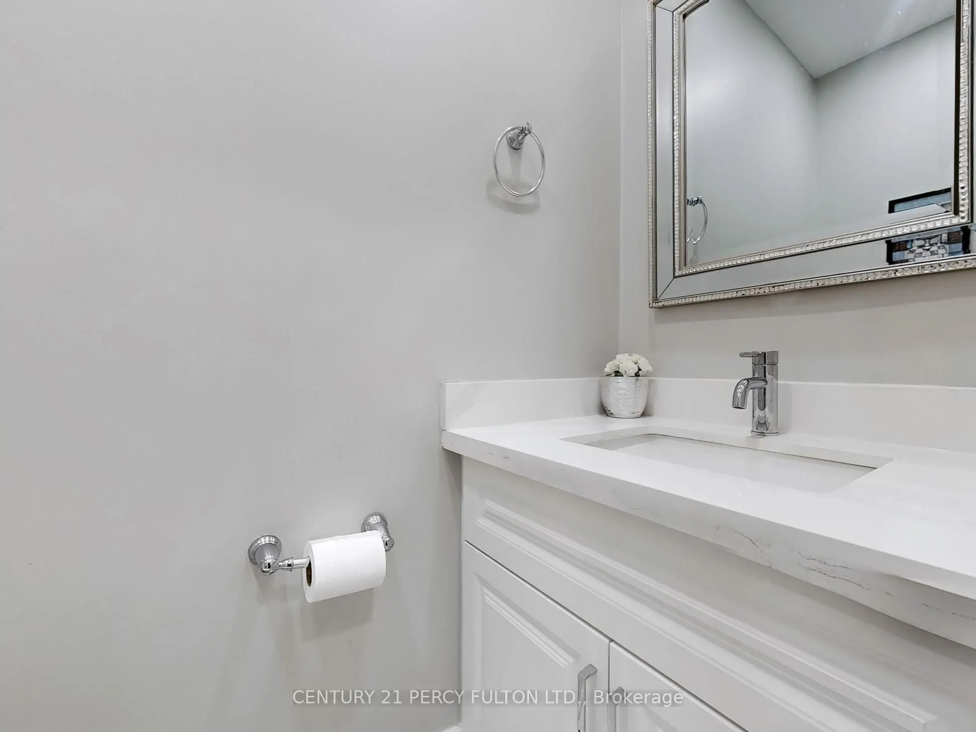 74 Doubtfire Crescent