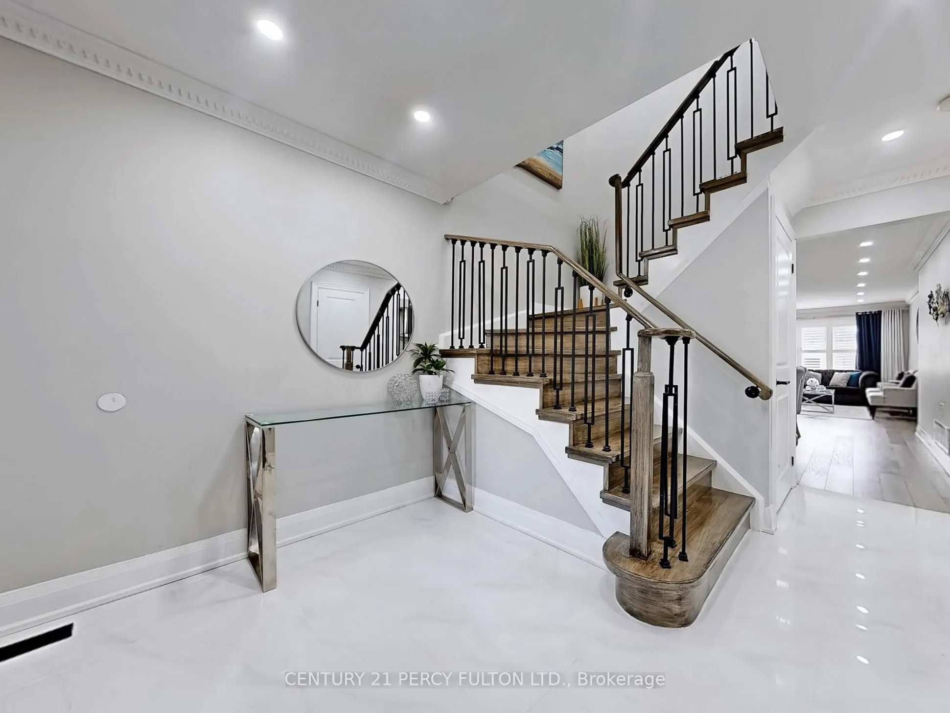 74 Doubtfire Crescent