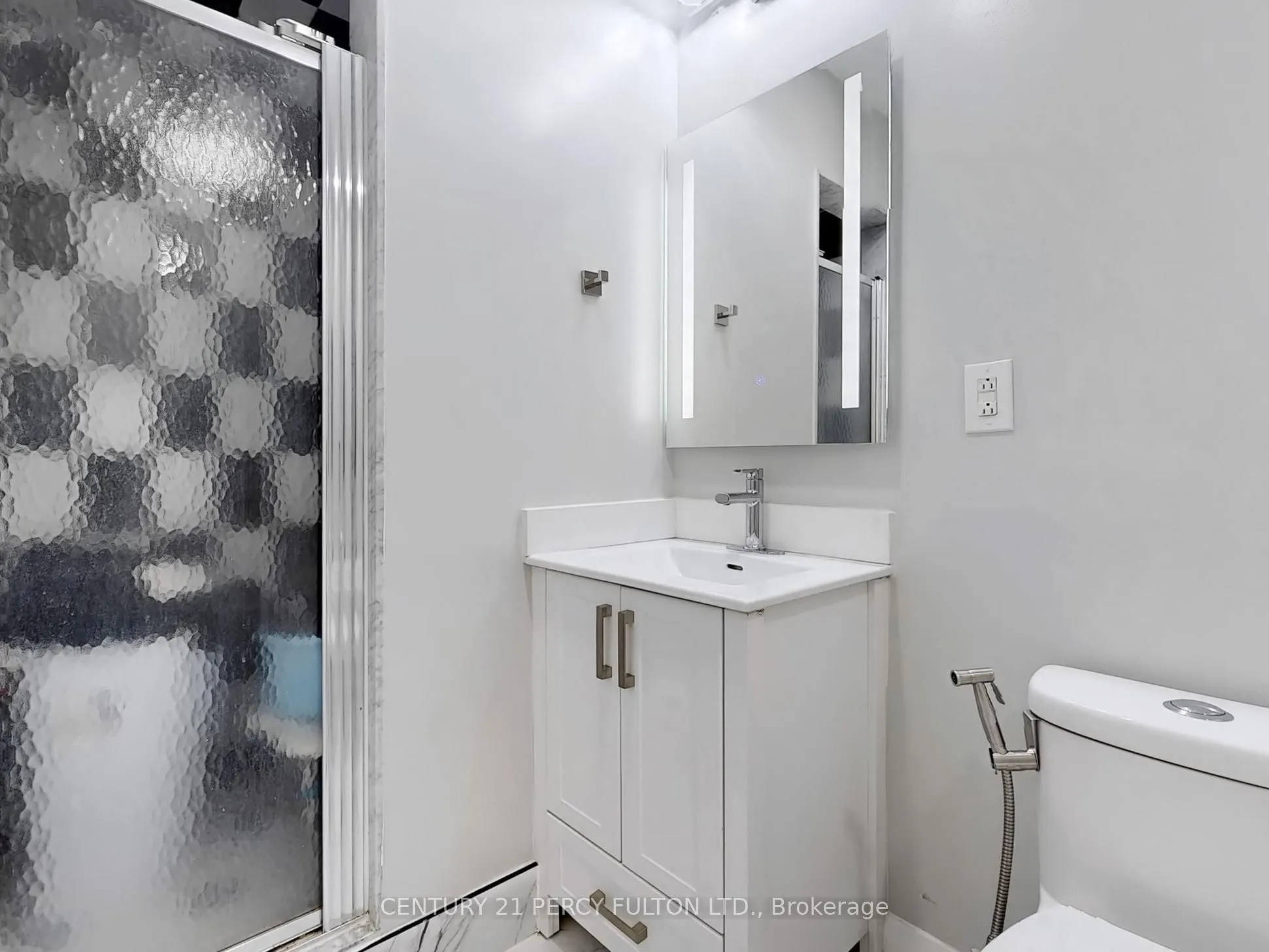 74 Doubtfire Crescent