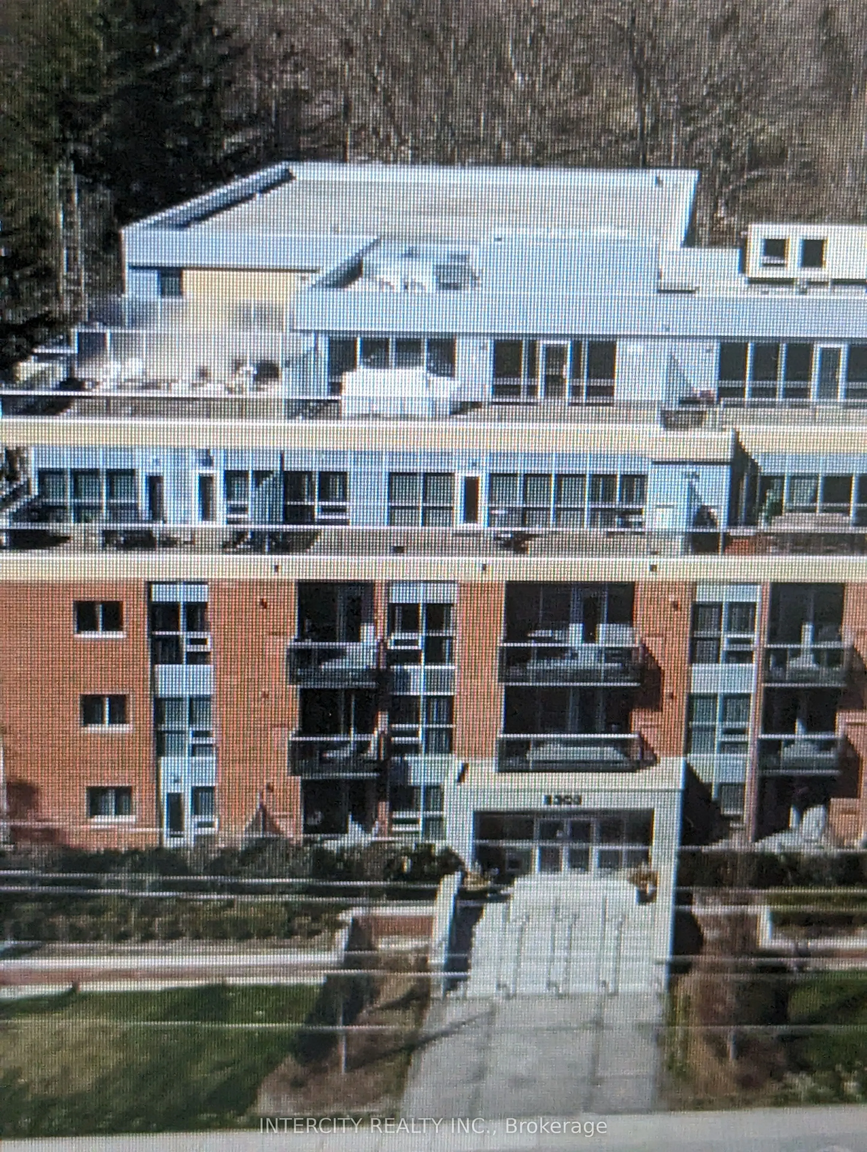 8302 Islington Avenue, #415