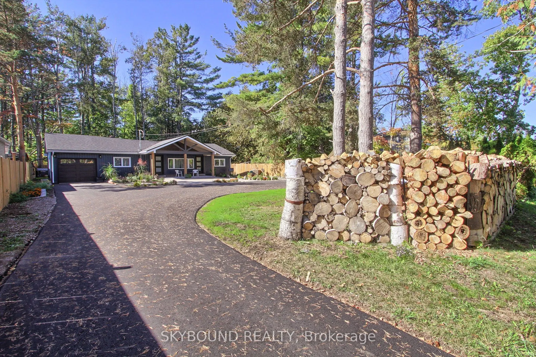 2388 25 Side Road N