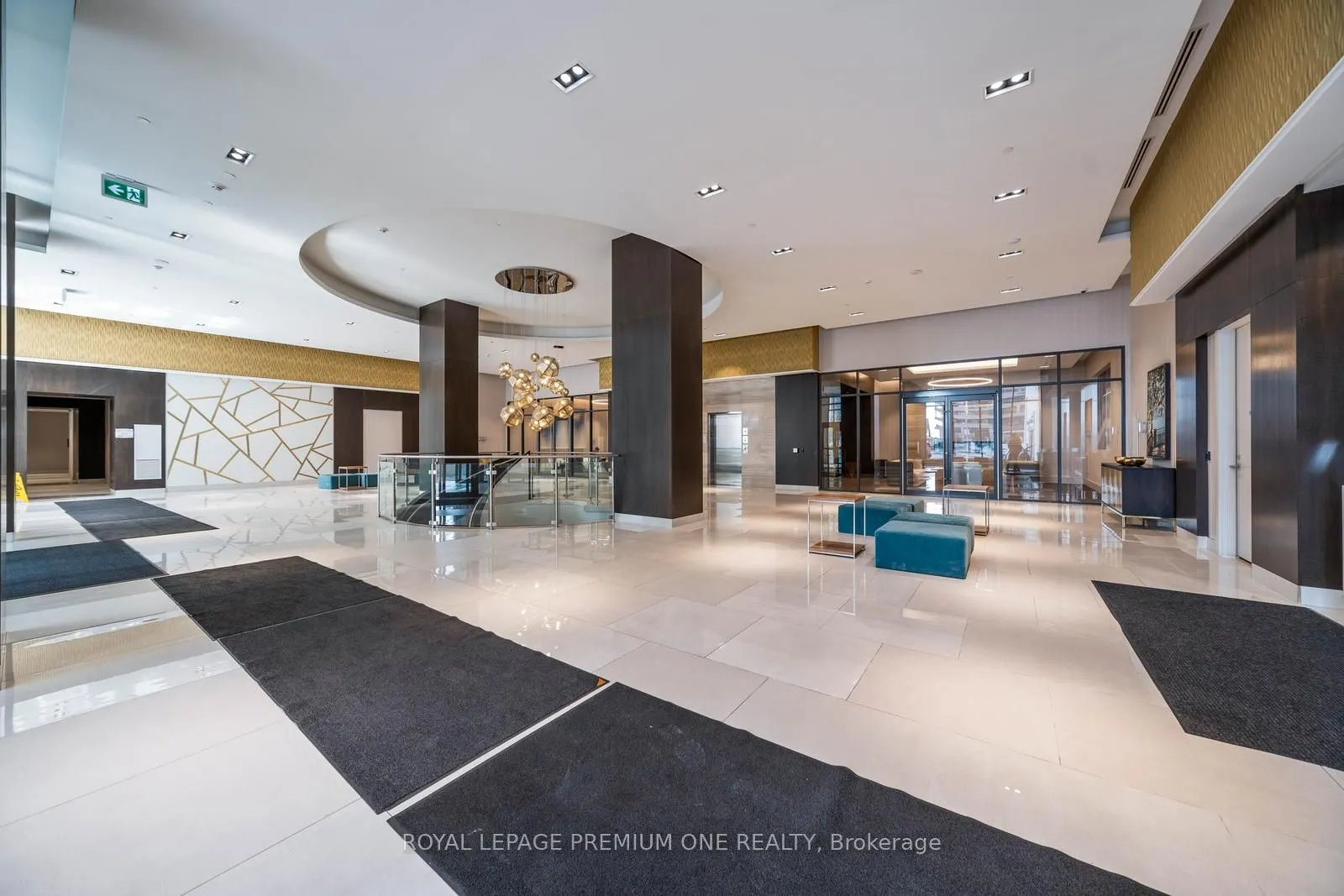 9000 JANE Street, #PH218