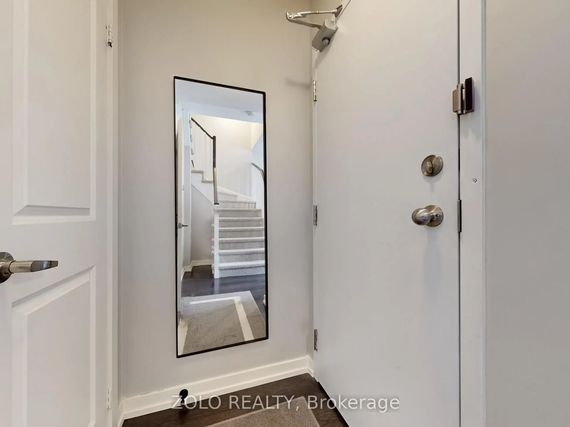 15 Whitaker Way, #322