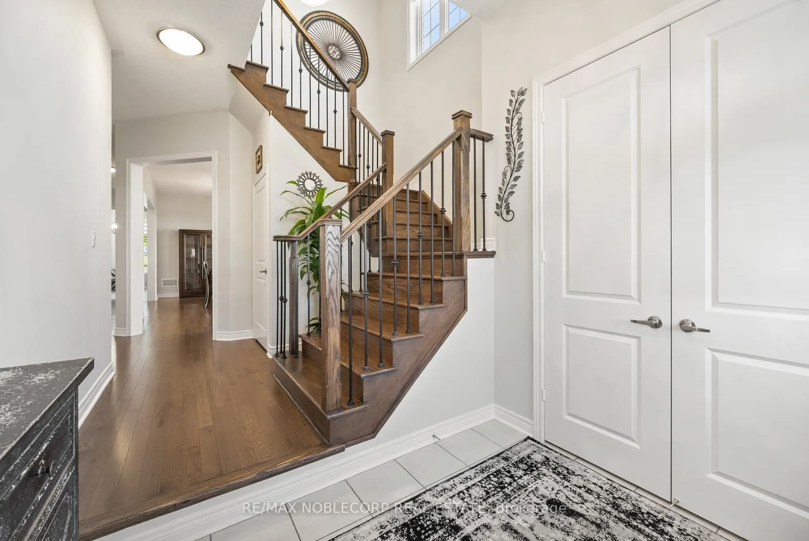 68 Inverness Way