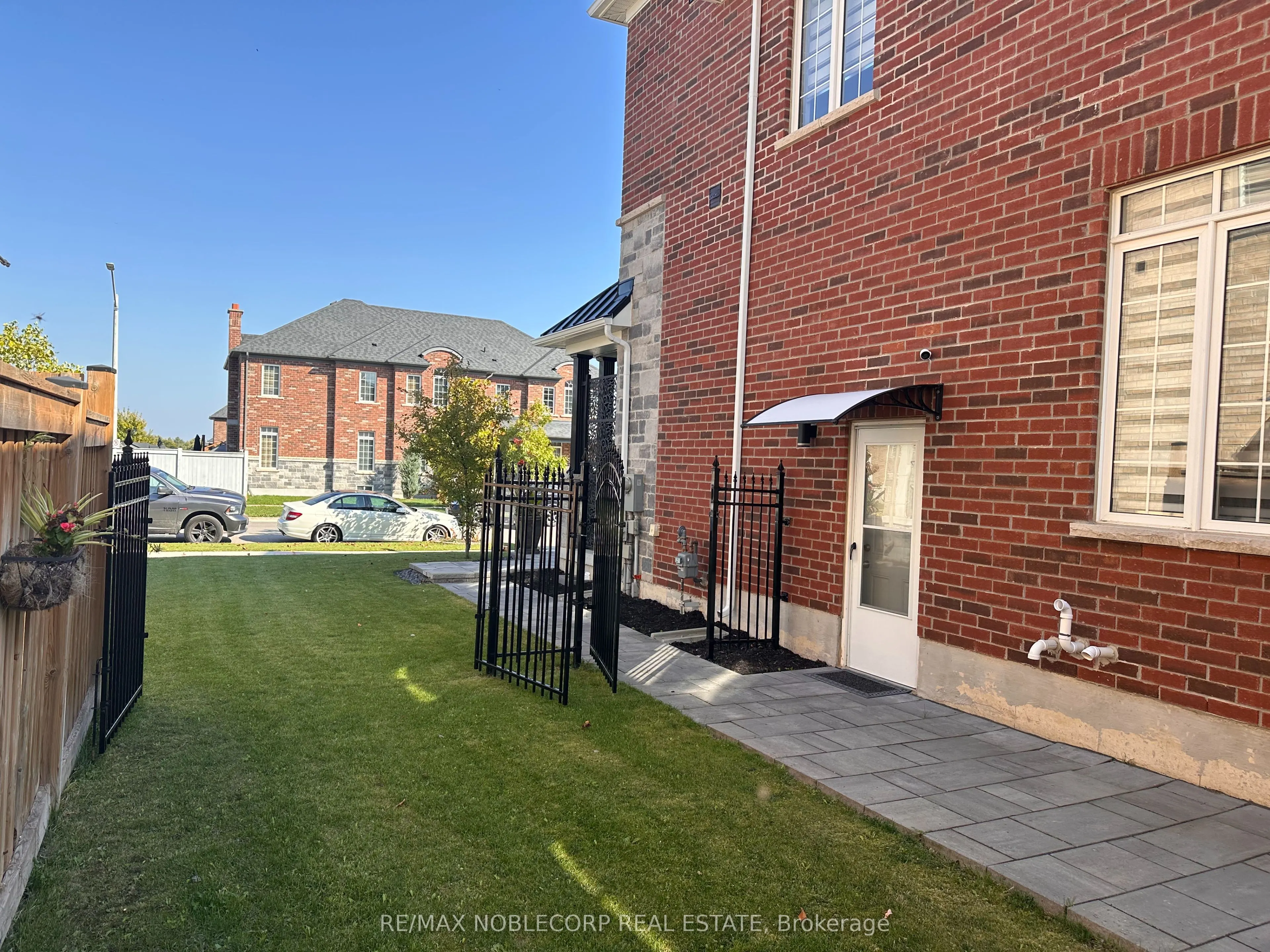 68 Inverness Way