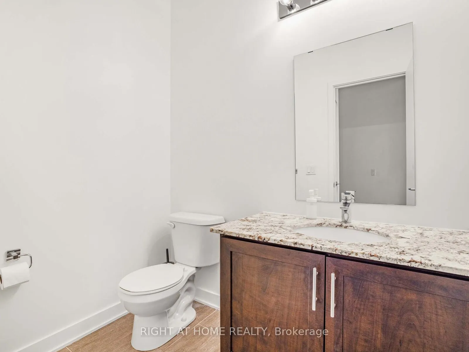 10376 Yonge Street, #406