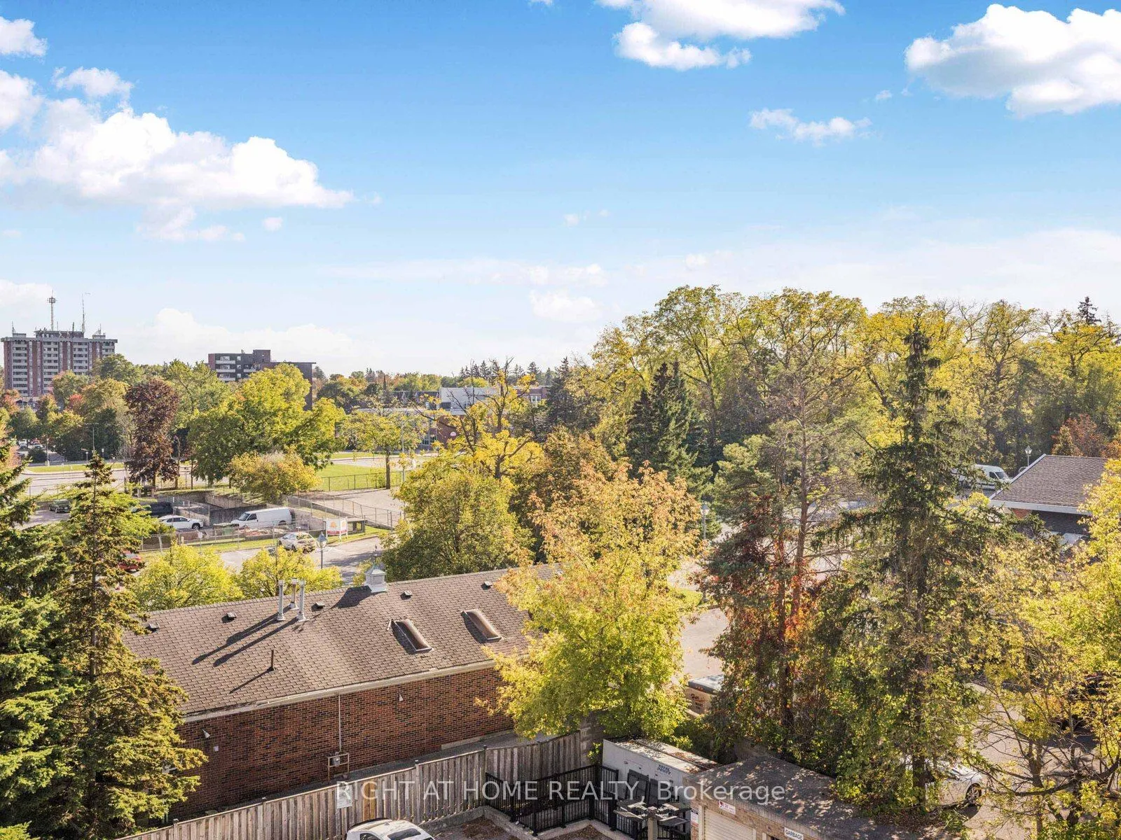 10376 Yonge Street, #406