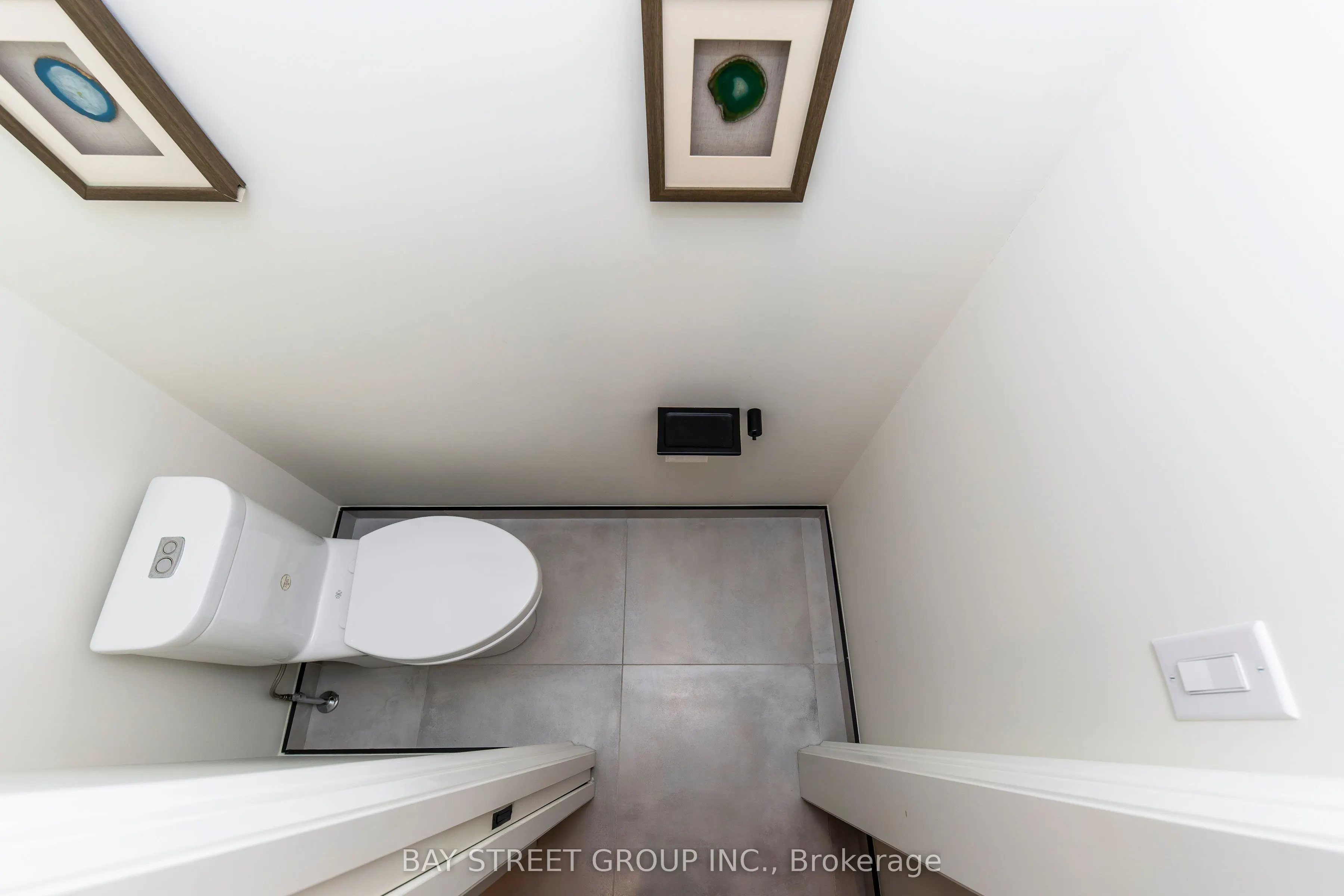 128 beverley glen Boulevard