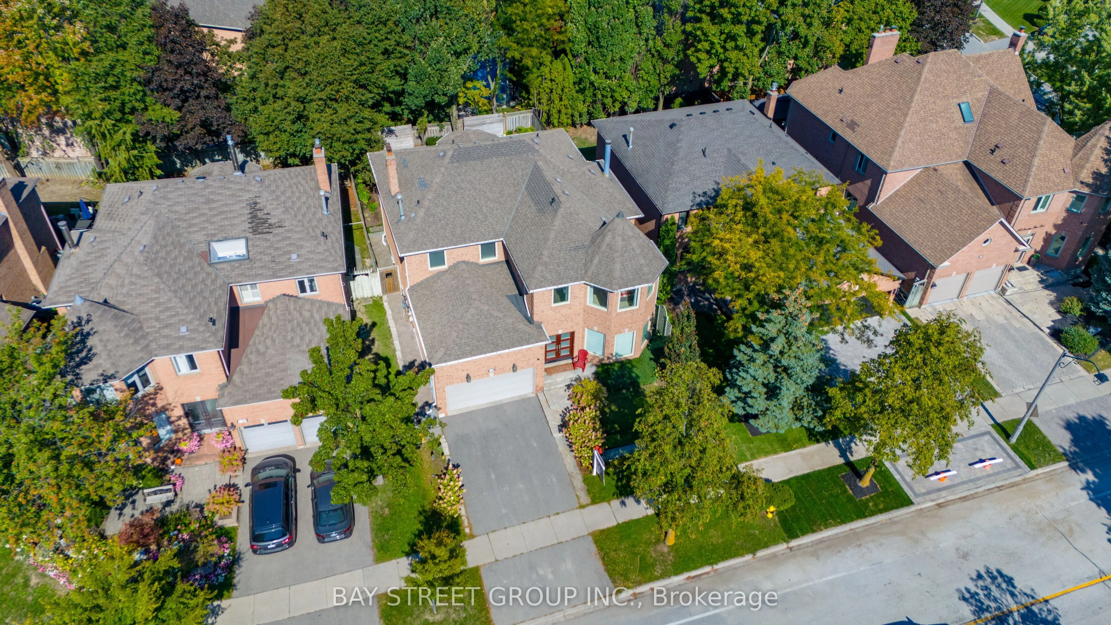 128 beverley glen Boulevard