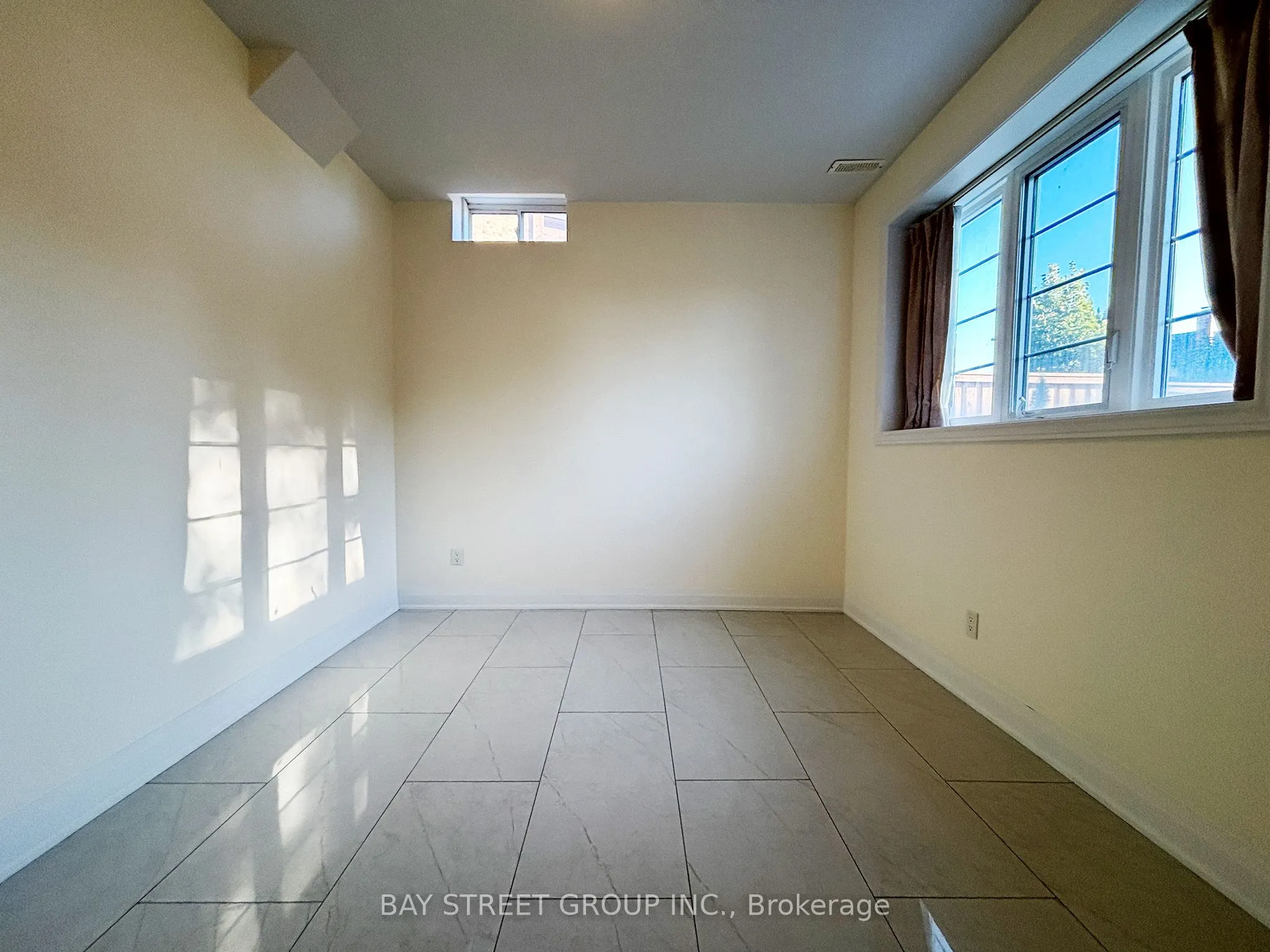 Bsmt 42 Brown Court