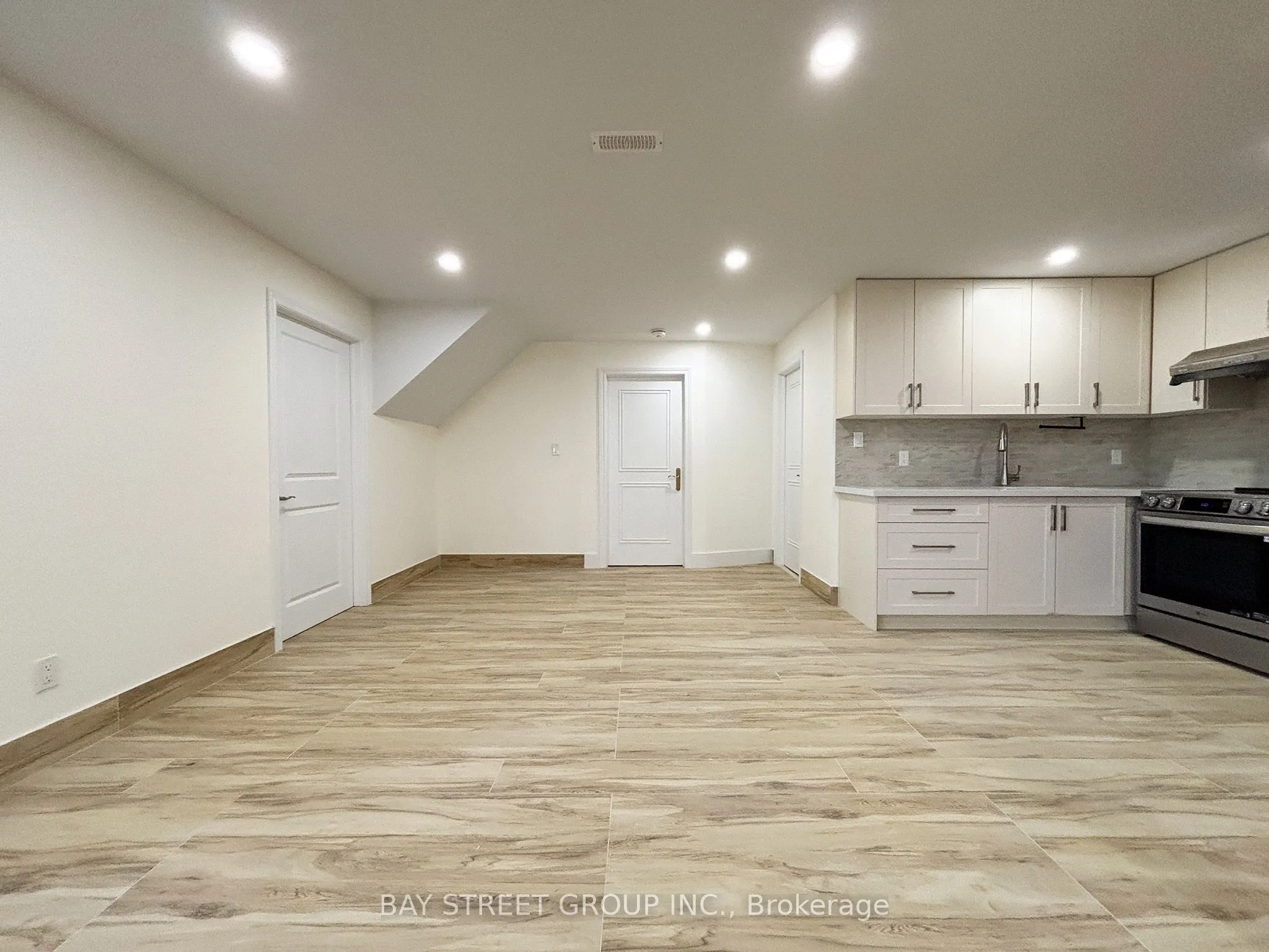 Bsmt 42 Brown Court