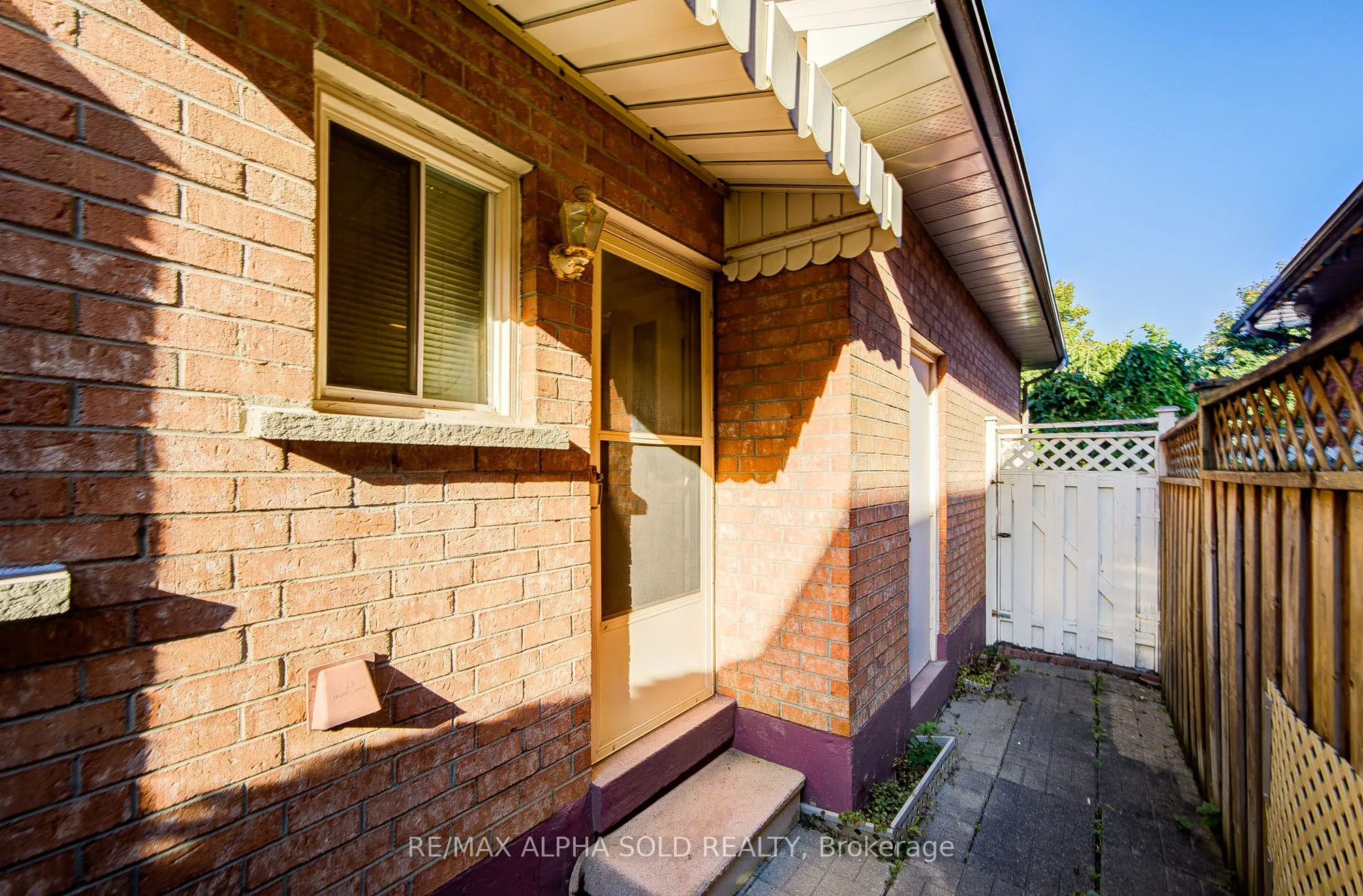 82 Olivewood Drive