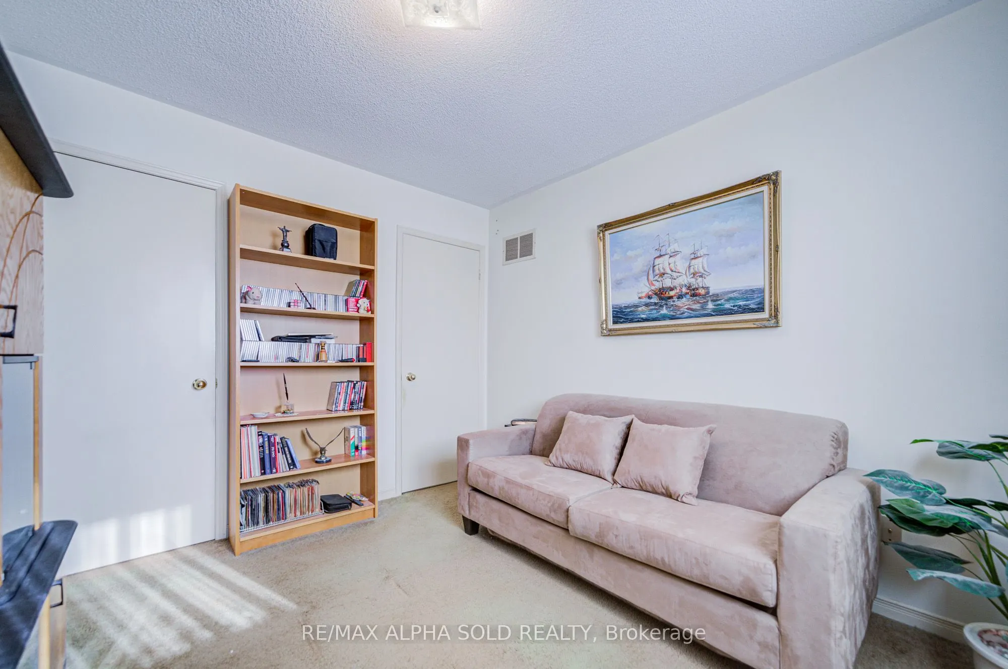 82 Olivewood Drive