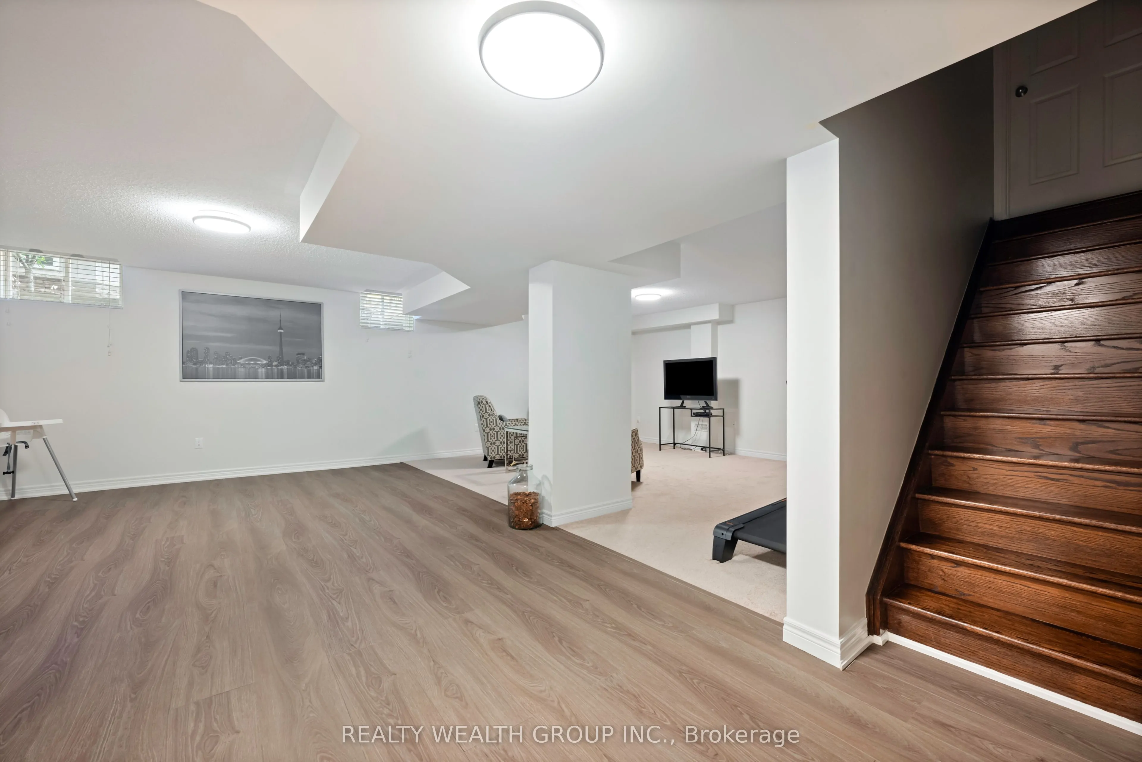 8 Homerton Avenue