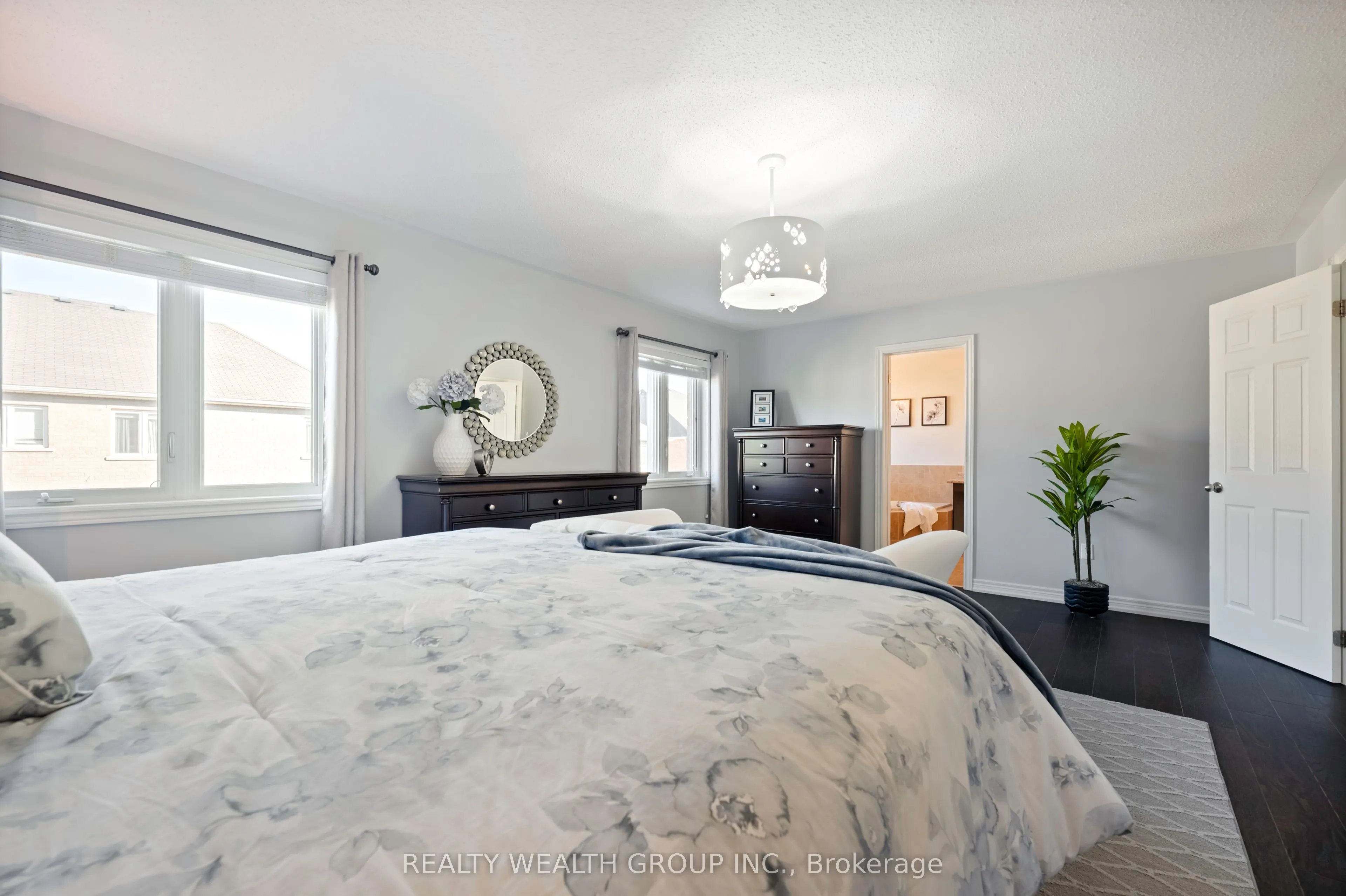 8 Homerton Avenue