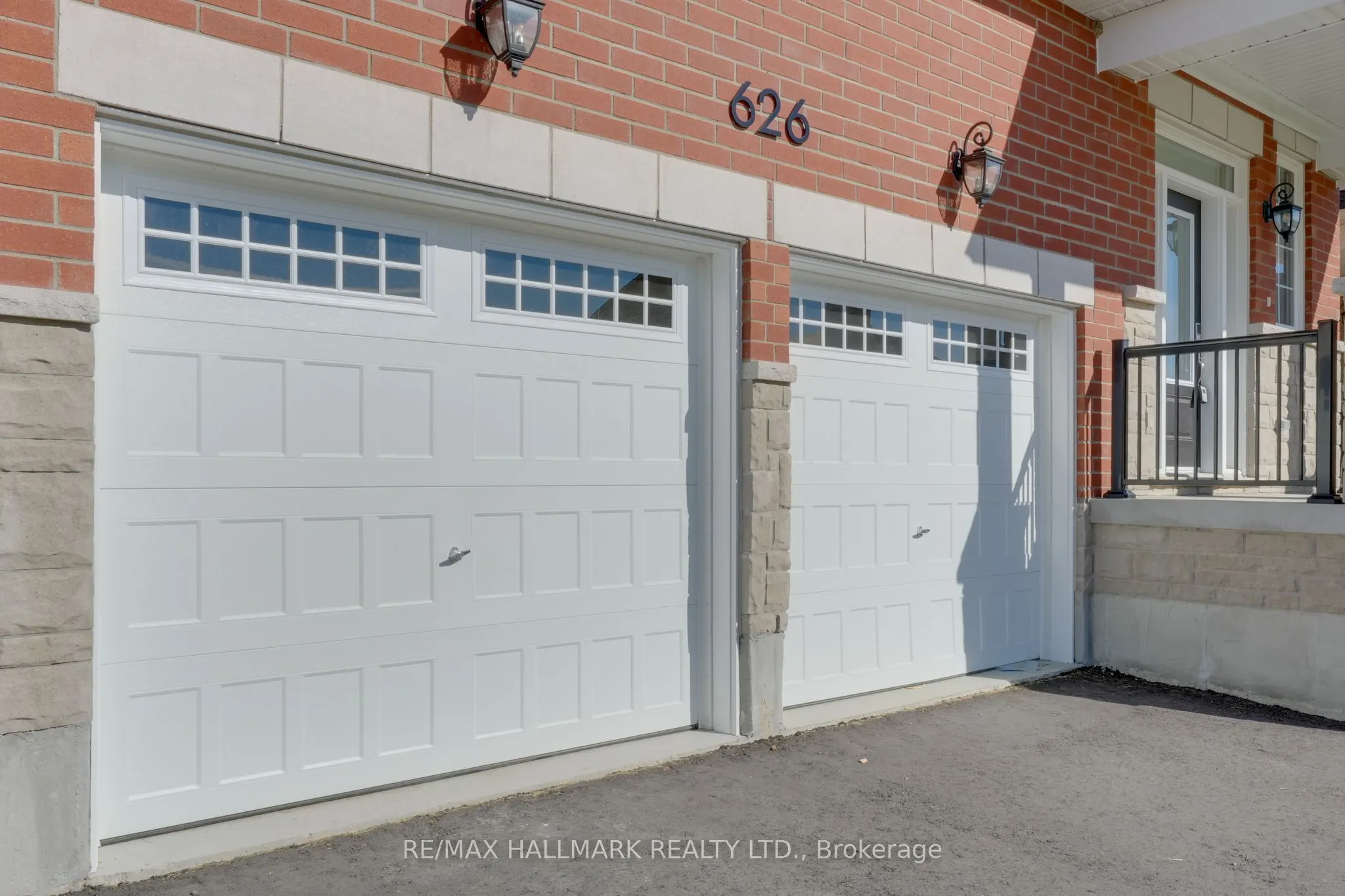 626 Newlove Street