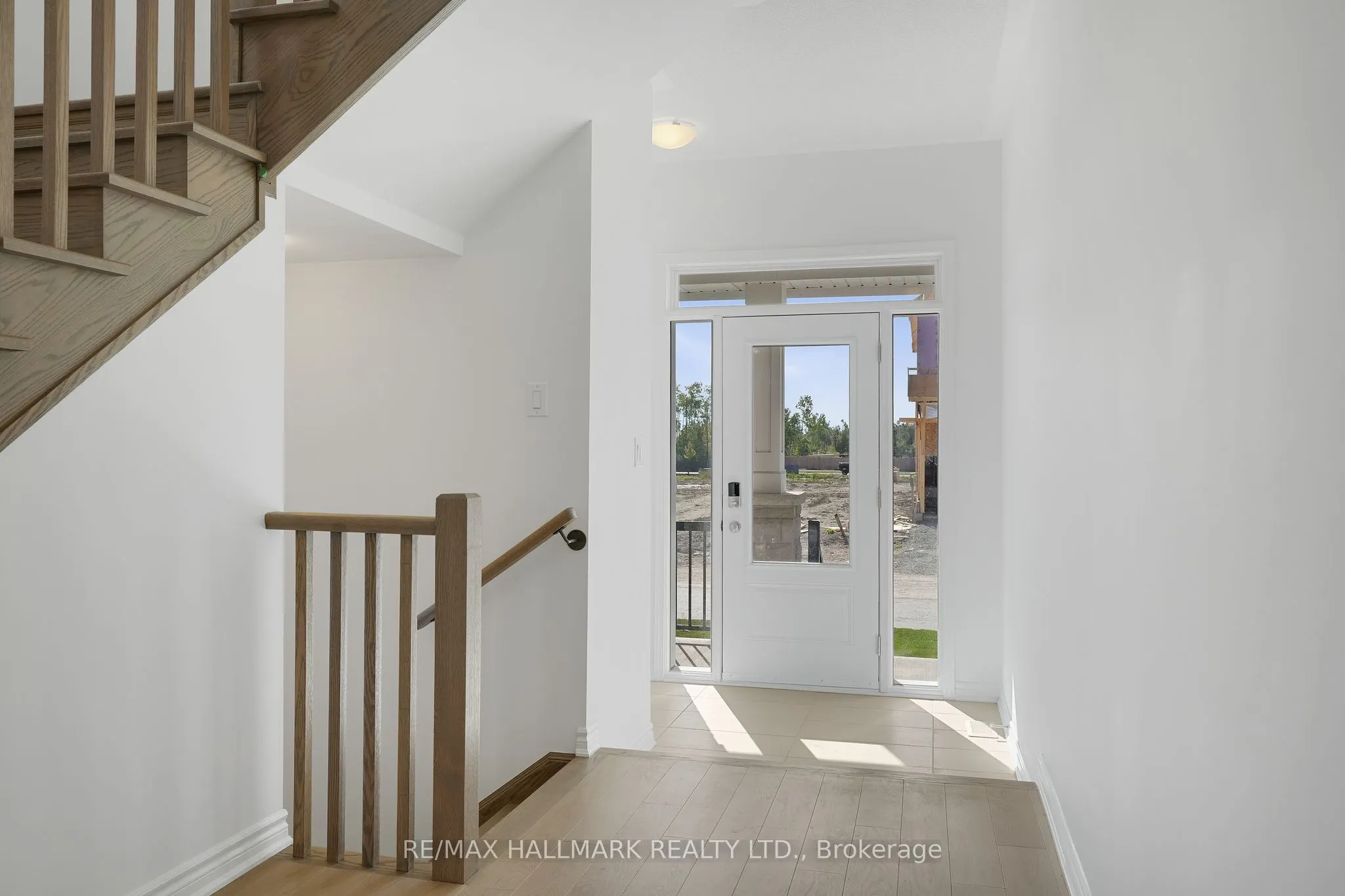 626 Newlove Street