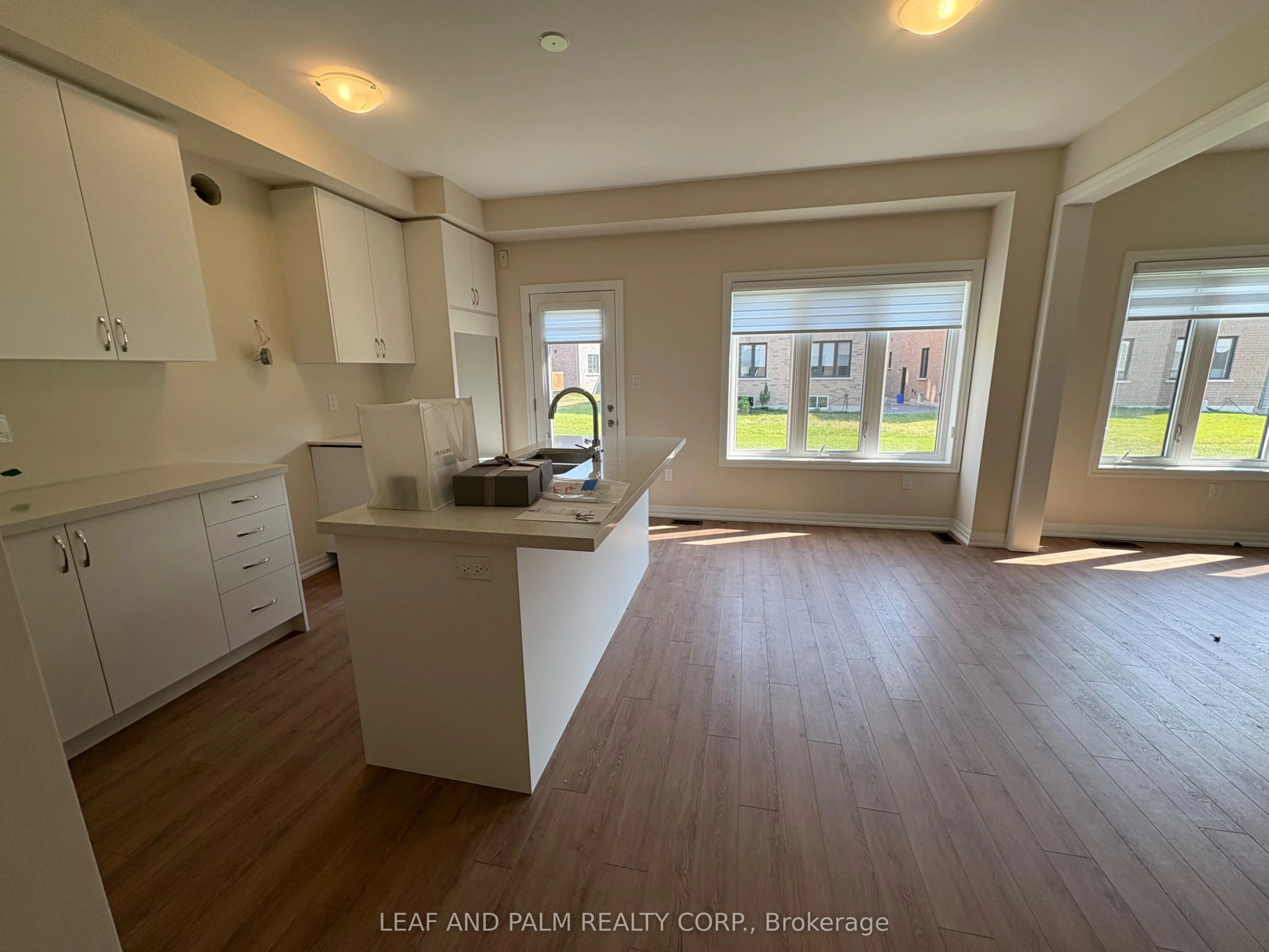 42 Donald Ingram Crescent