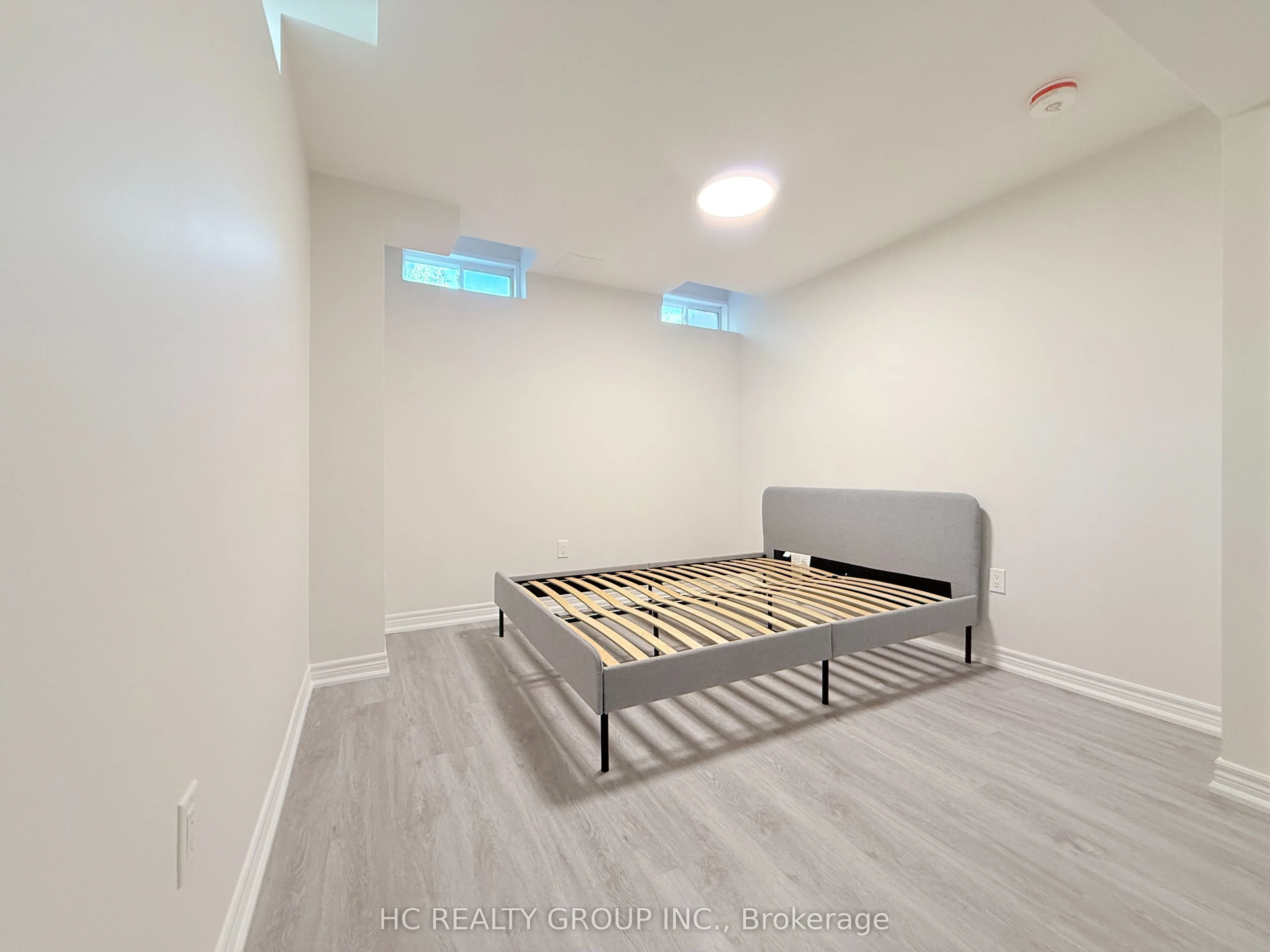 19 Moore's Court, #Basement