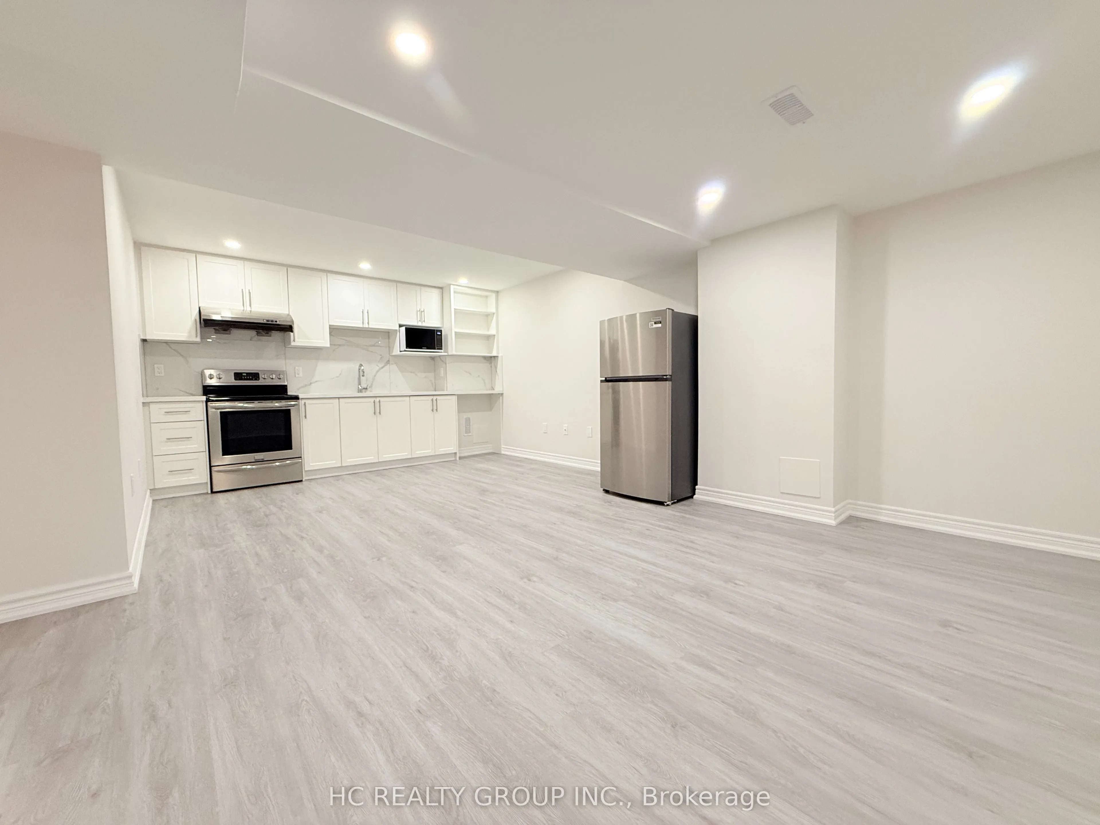 19 Moore's Court, #Basement