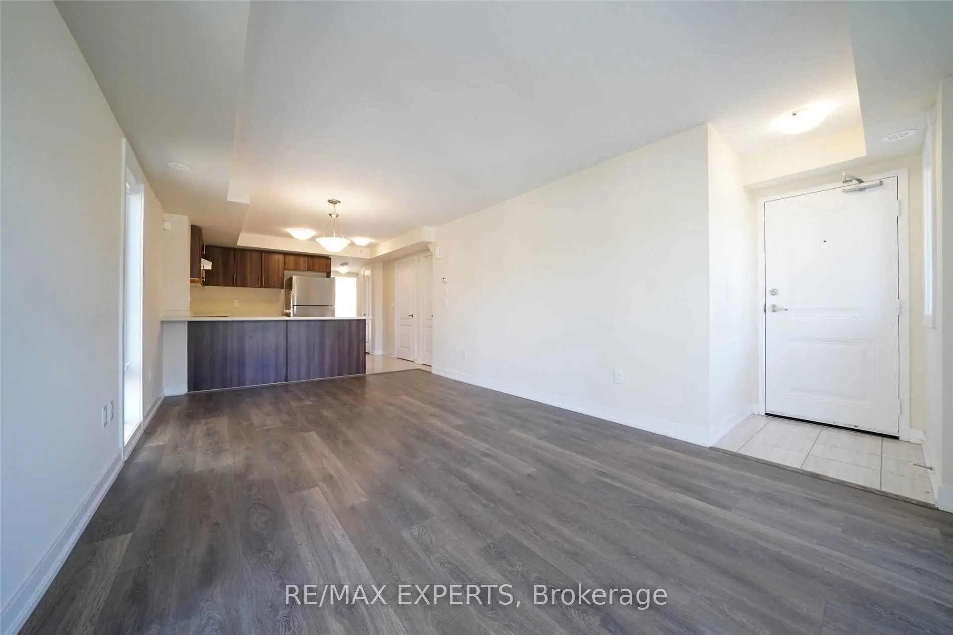 10 Westmeath Lane, #2230