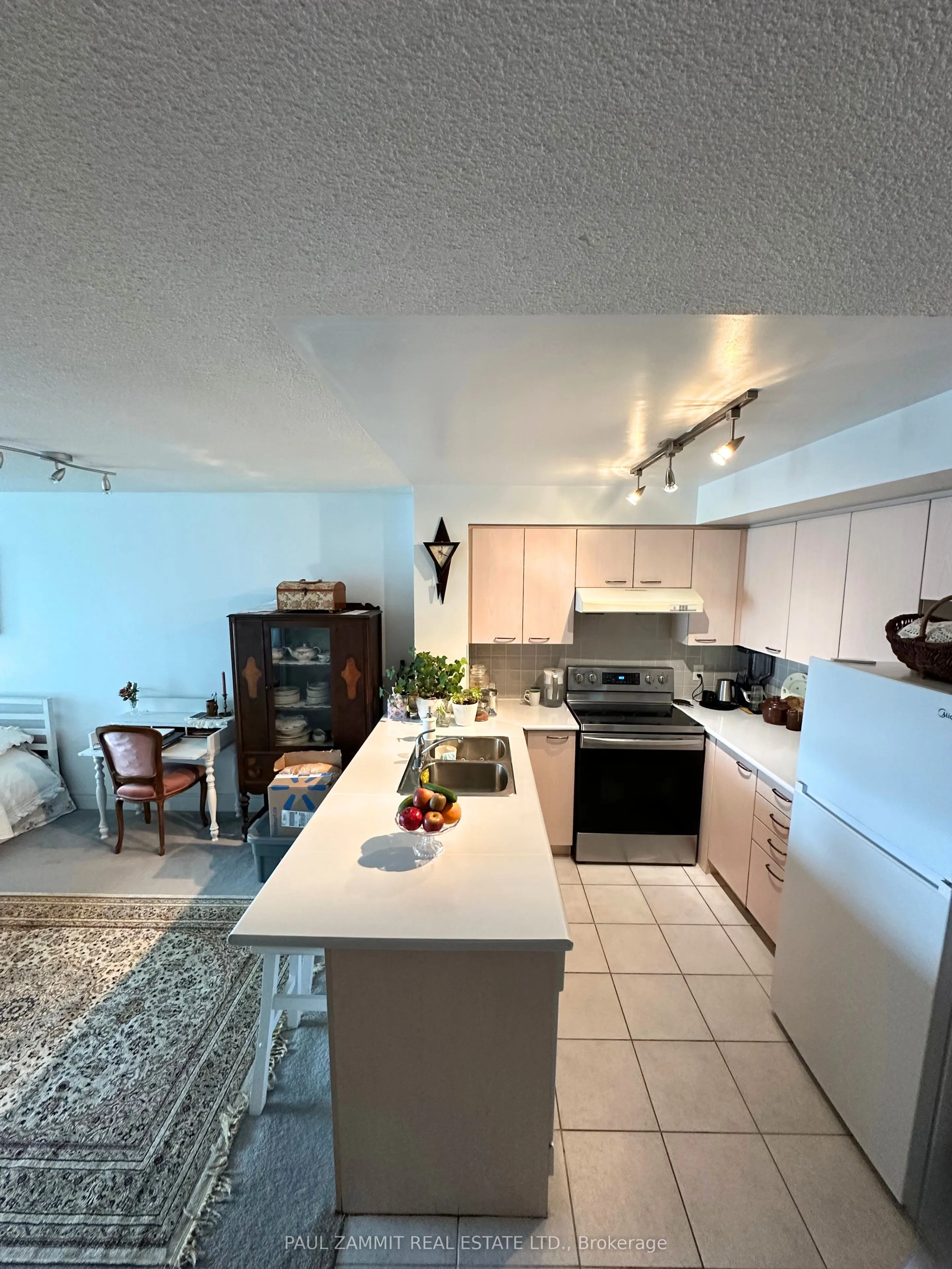 62 Suncrest Boulevard, #702