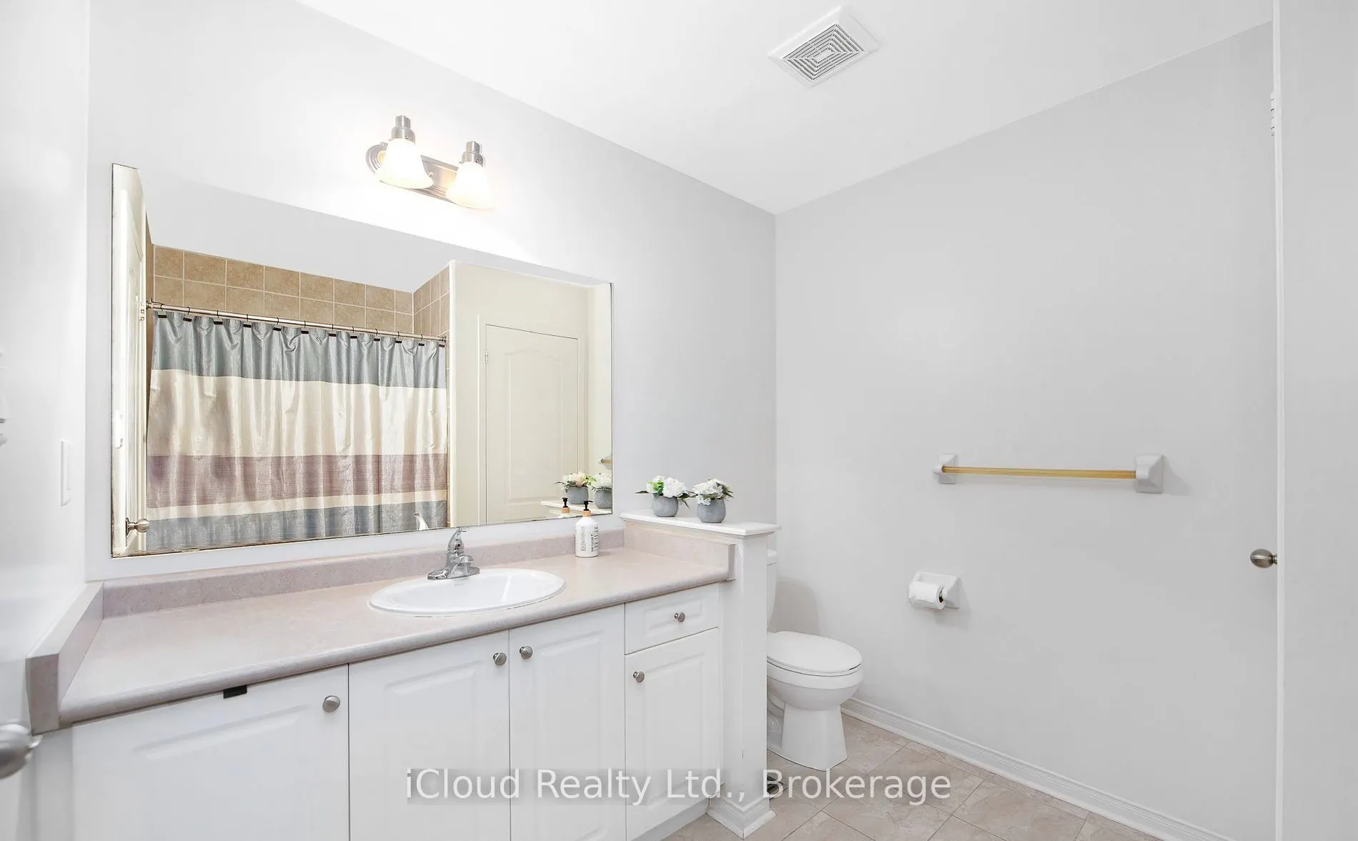 18 Meadowhawk Trail