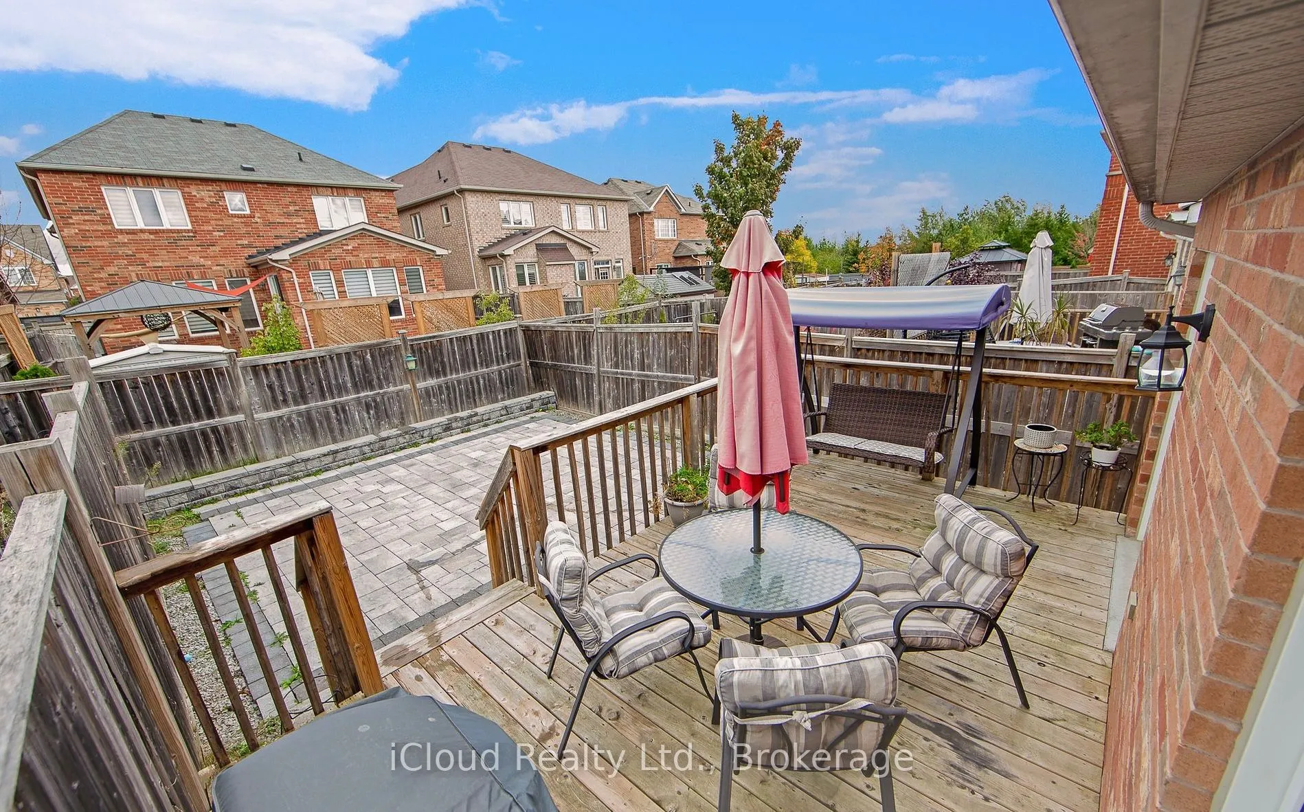 18 Meadowhawk Trail