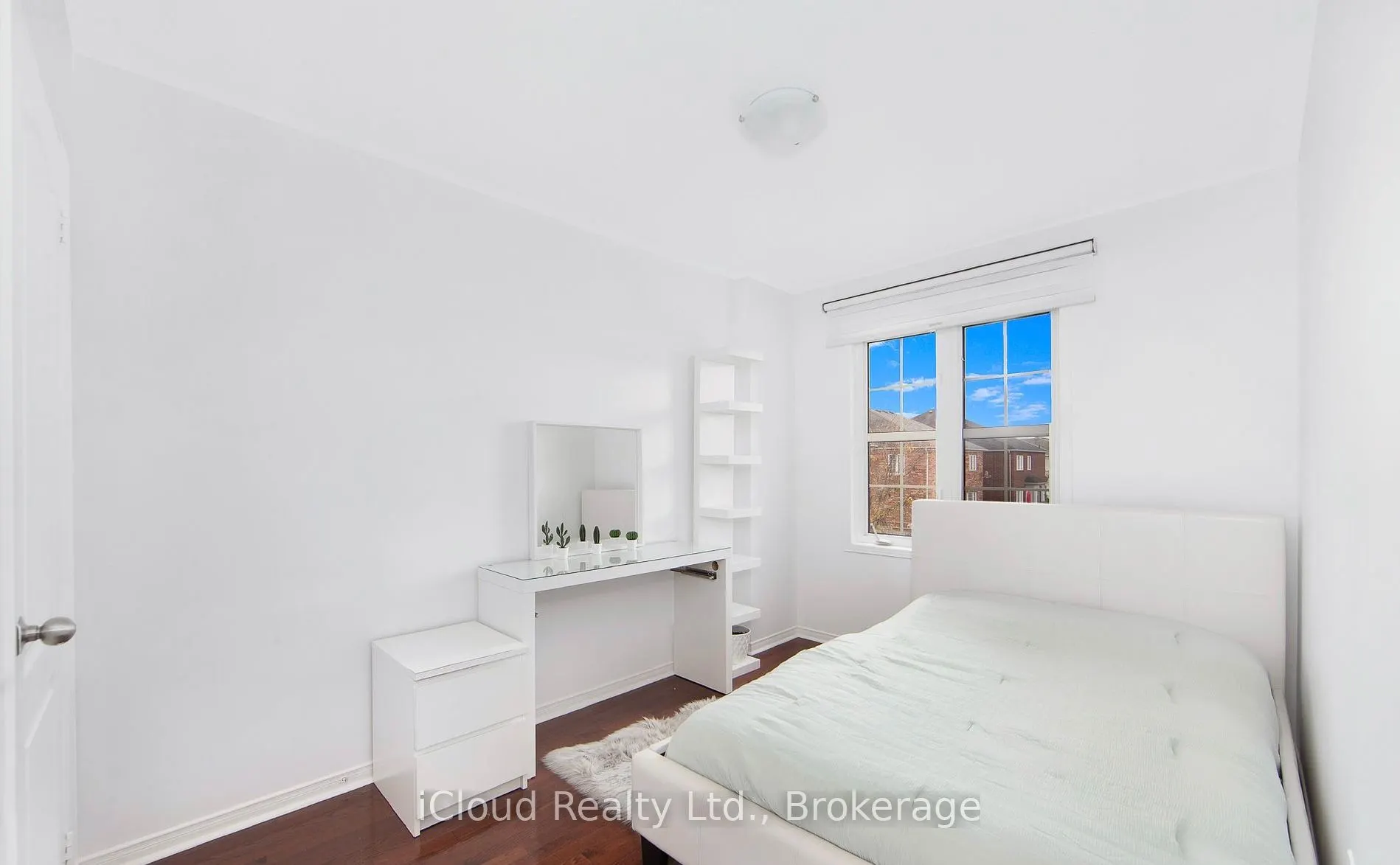 18 Meadowhawk Trail