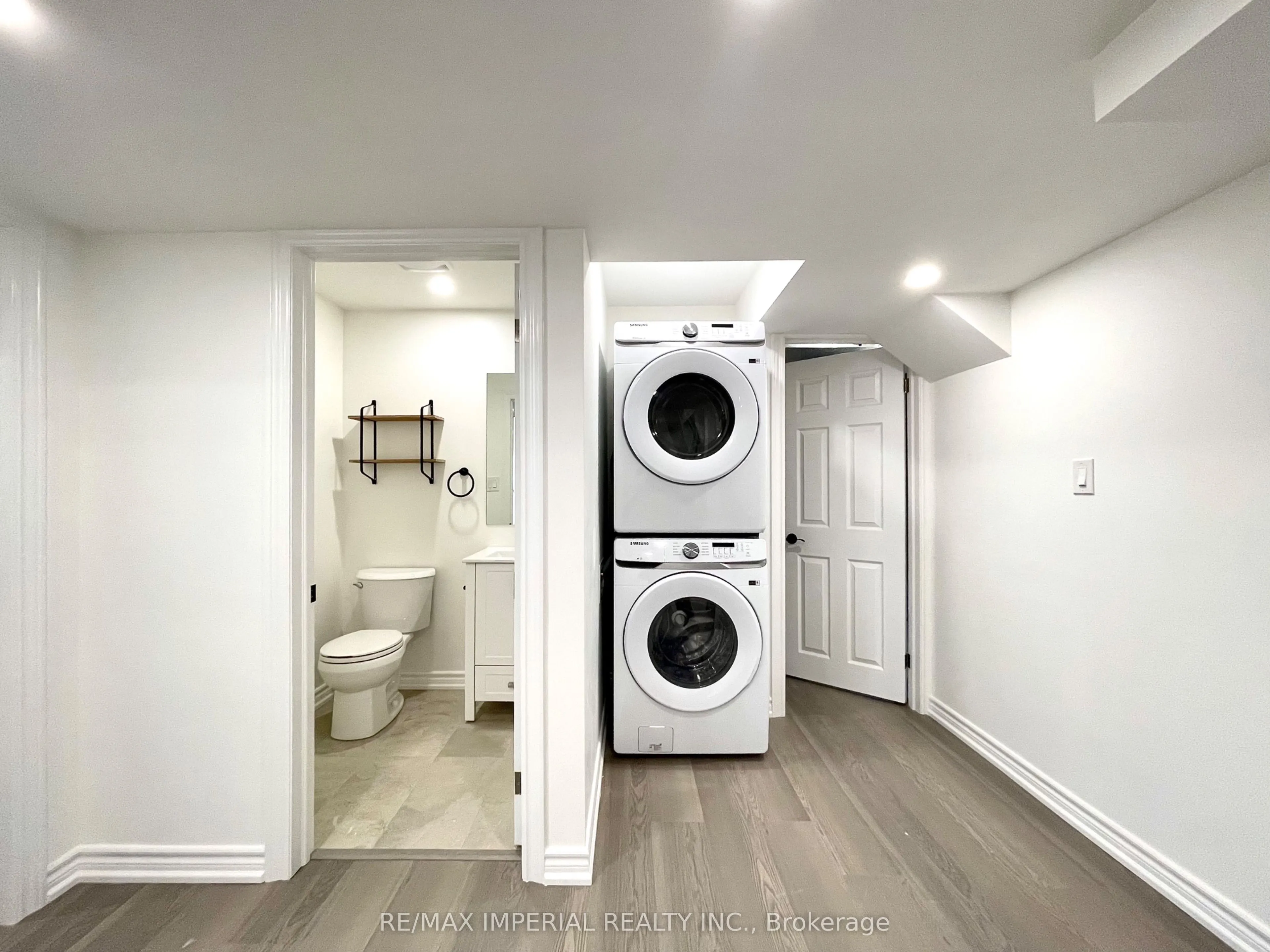 40 Brewsland Crescent, #BSMT