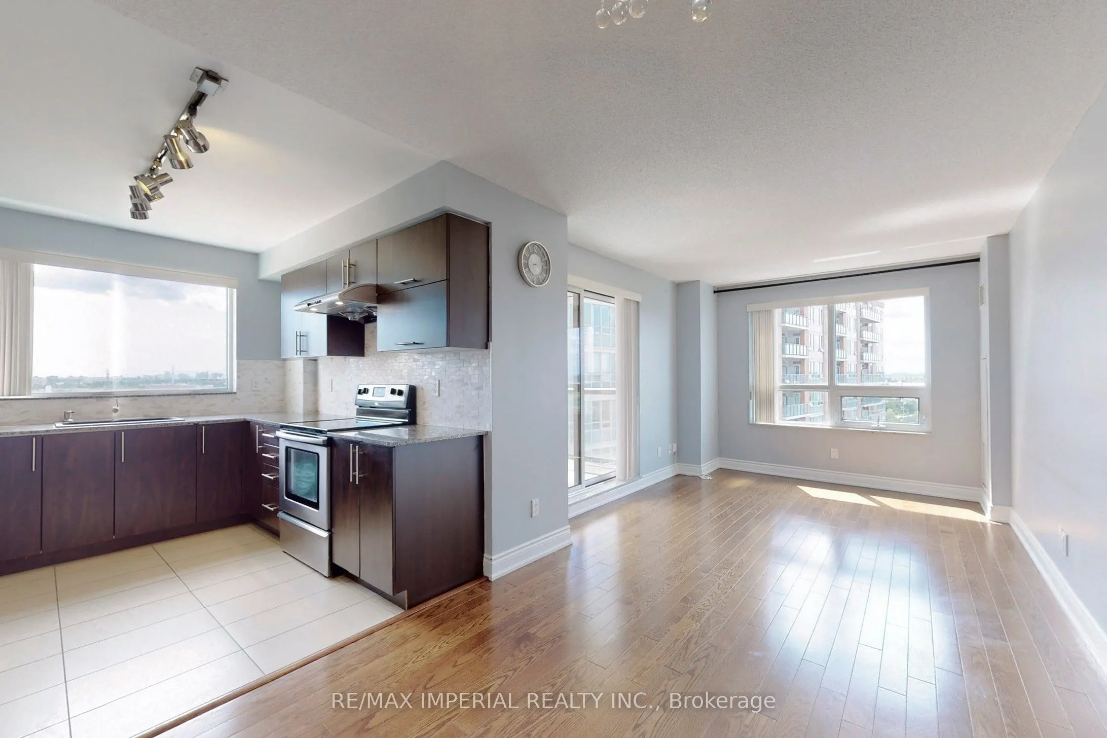 60 South Town Centre Boulevard, #1017