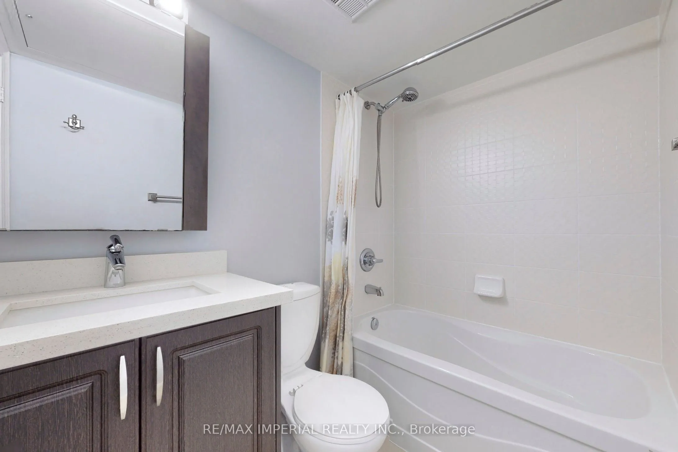 60 South Town Centre Boulevard, #1017