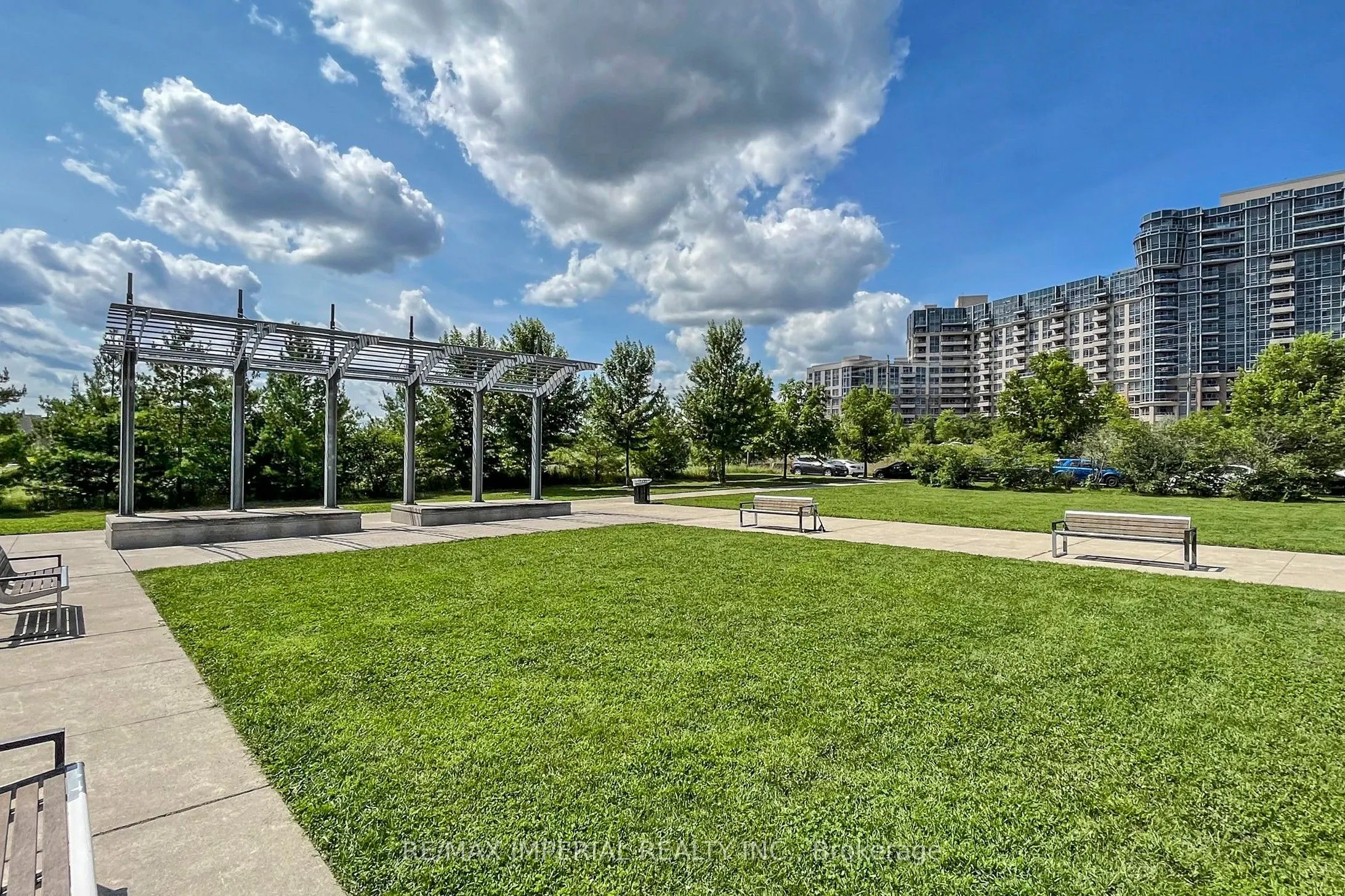 60 South Town Centre Boulevard, #1017