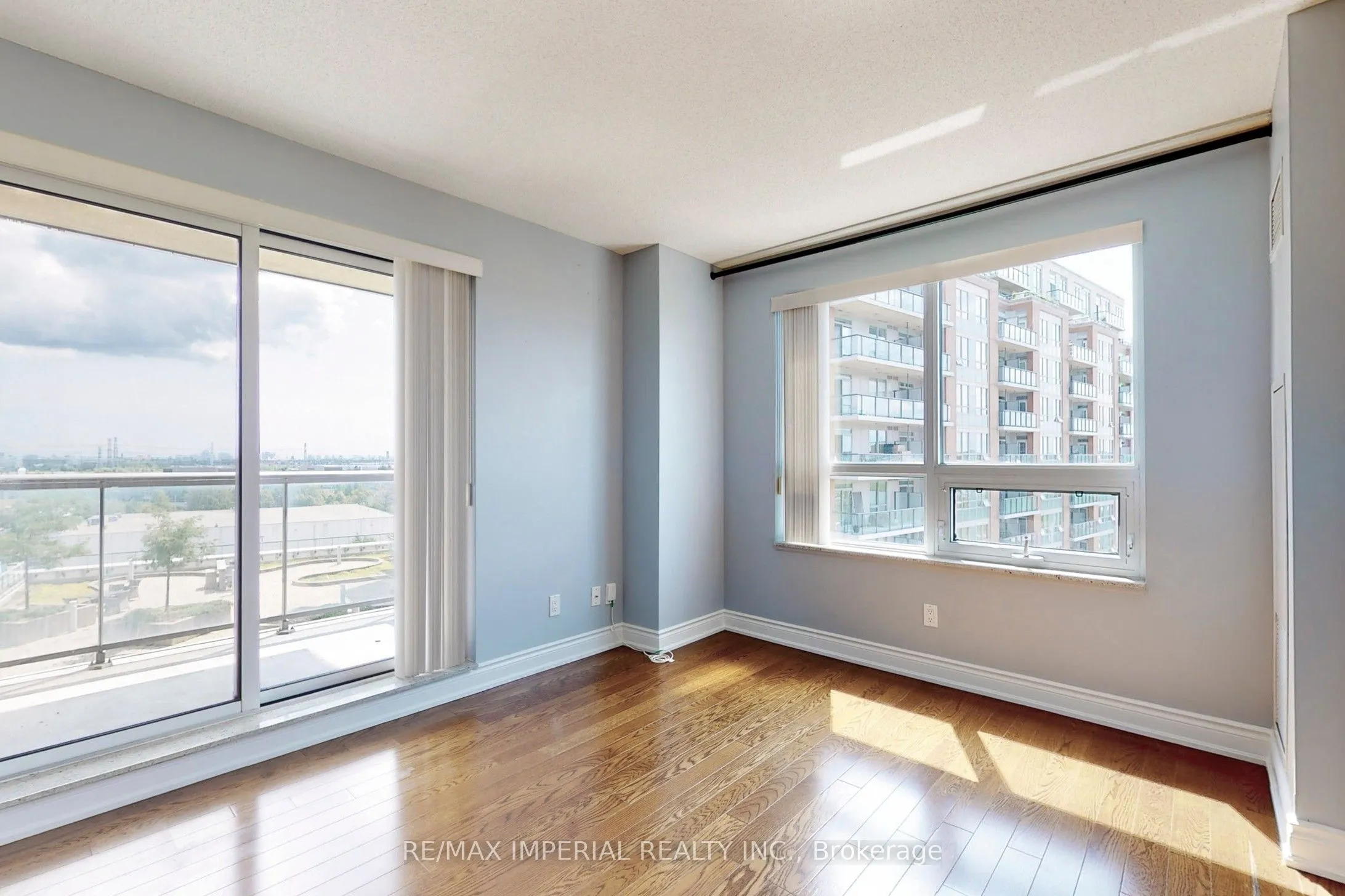 60 South Town Centre Boulevard, #1017