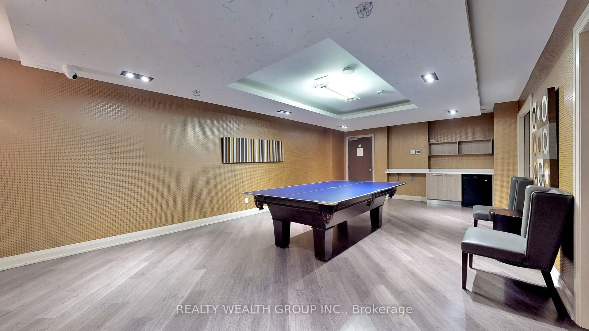 75 North Park Road, #LPH2-05