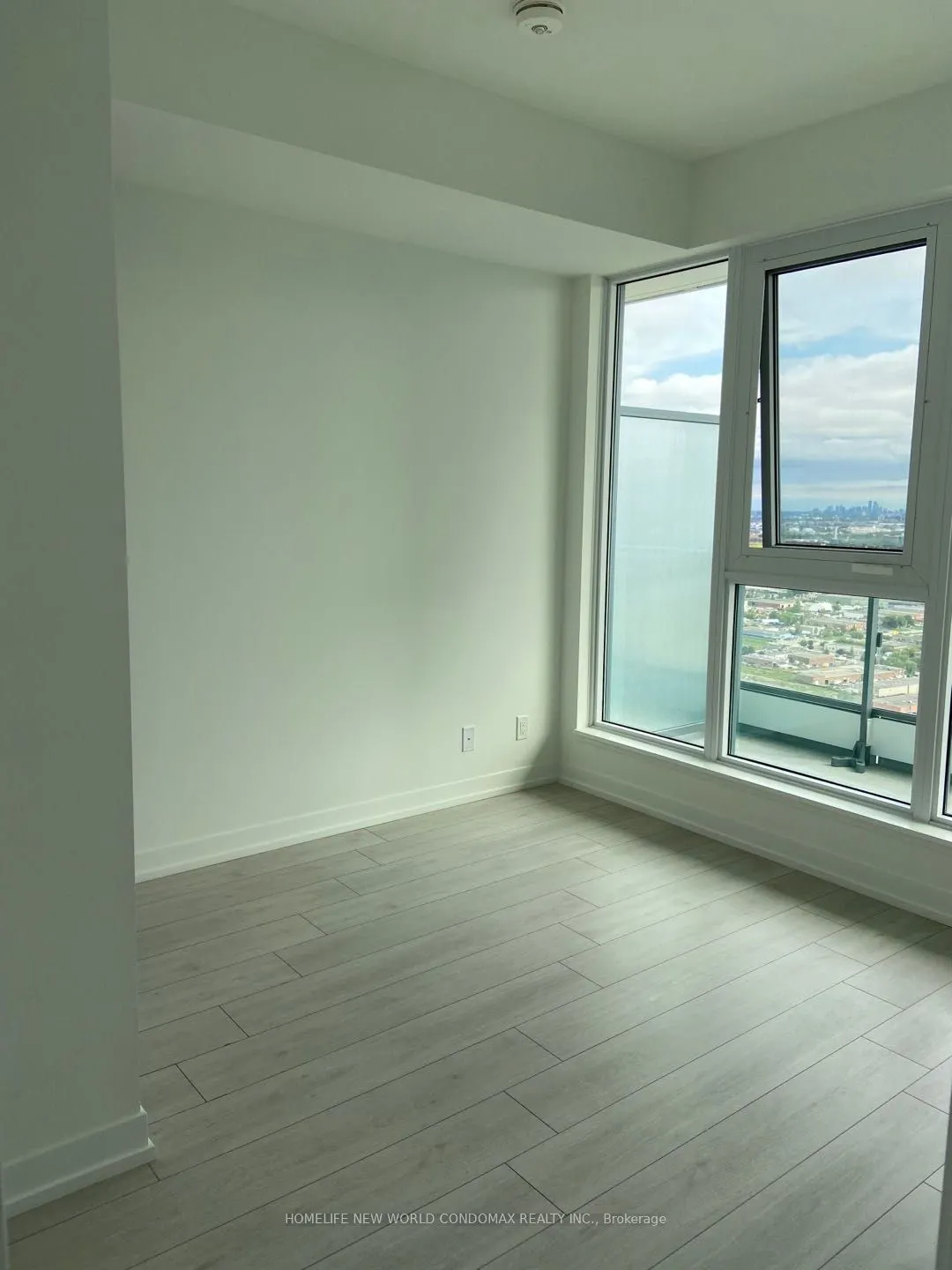 898 Portage Parkway, #4805