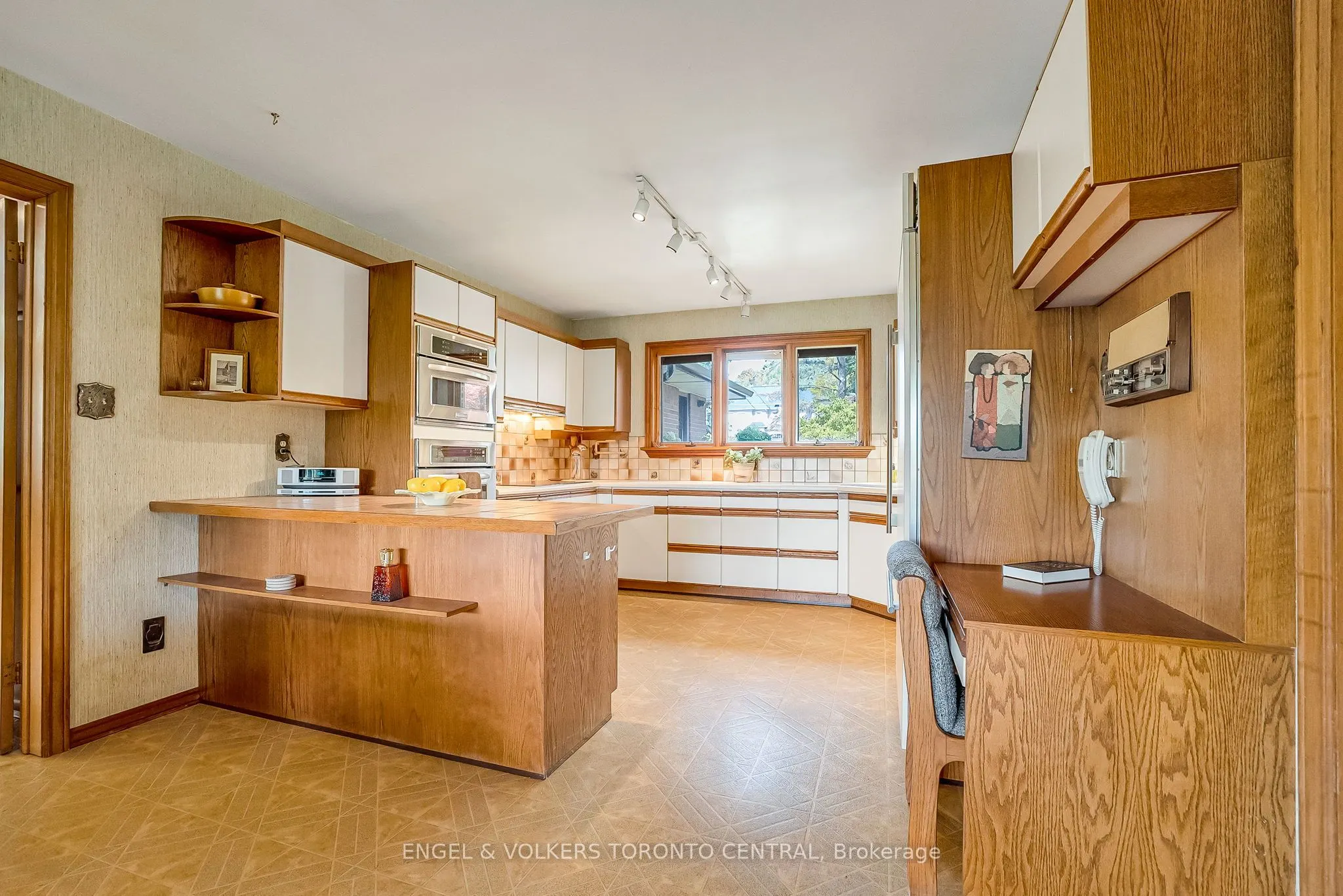 56 Cachet Parkway