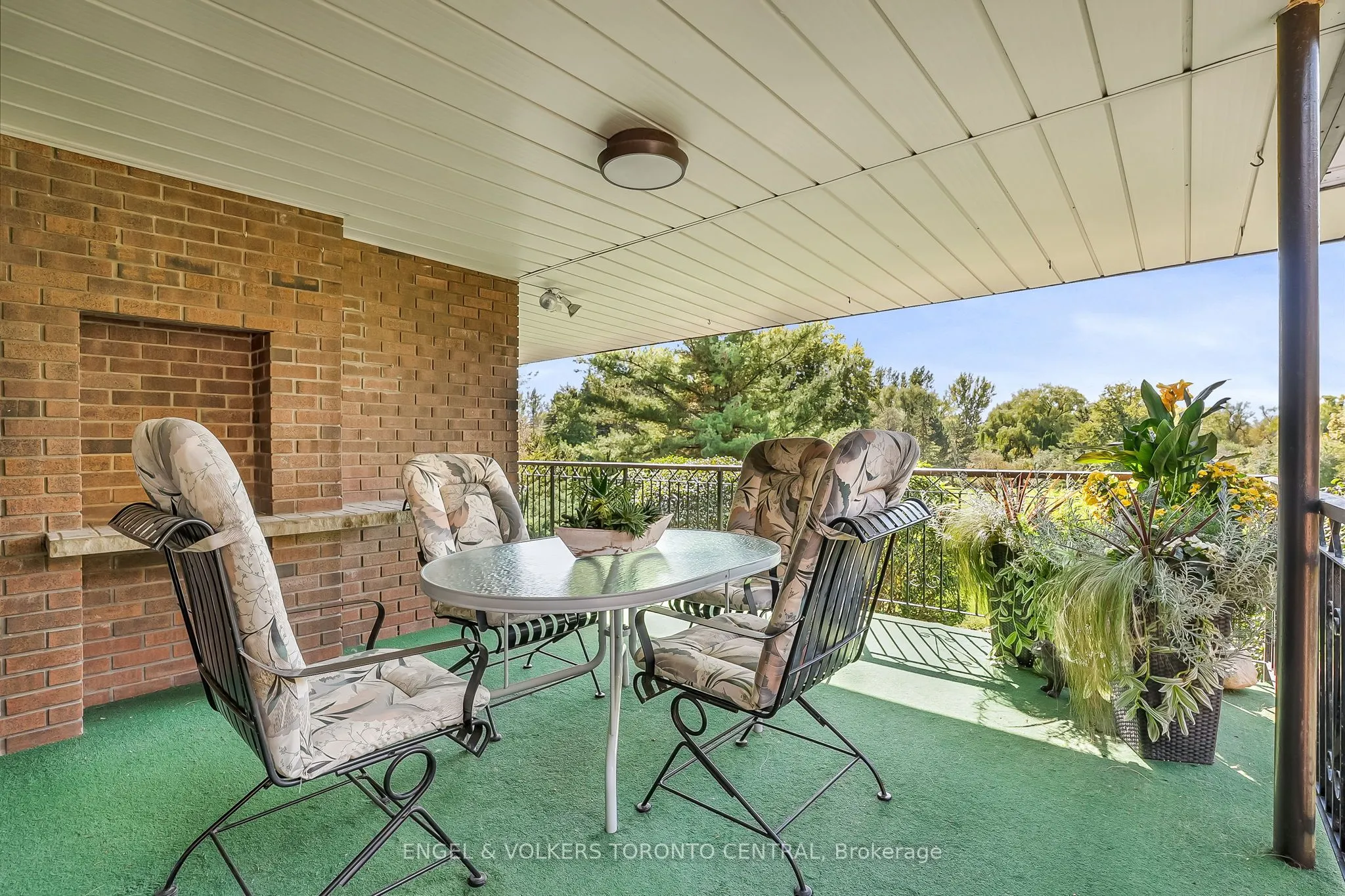 56 Cachet Parkway