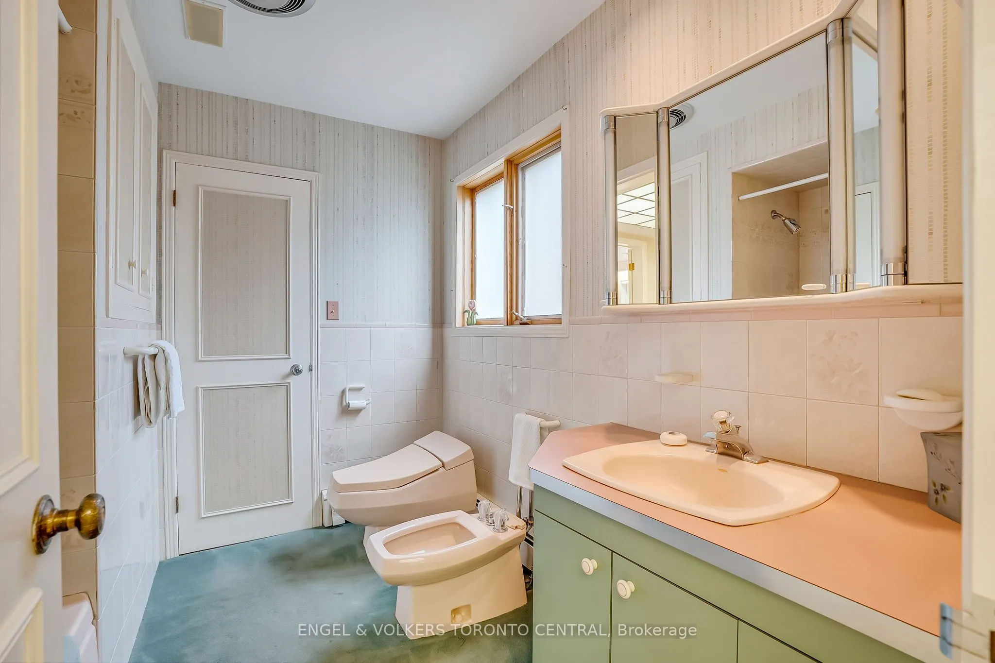 56 Cachet Parkway