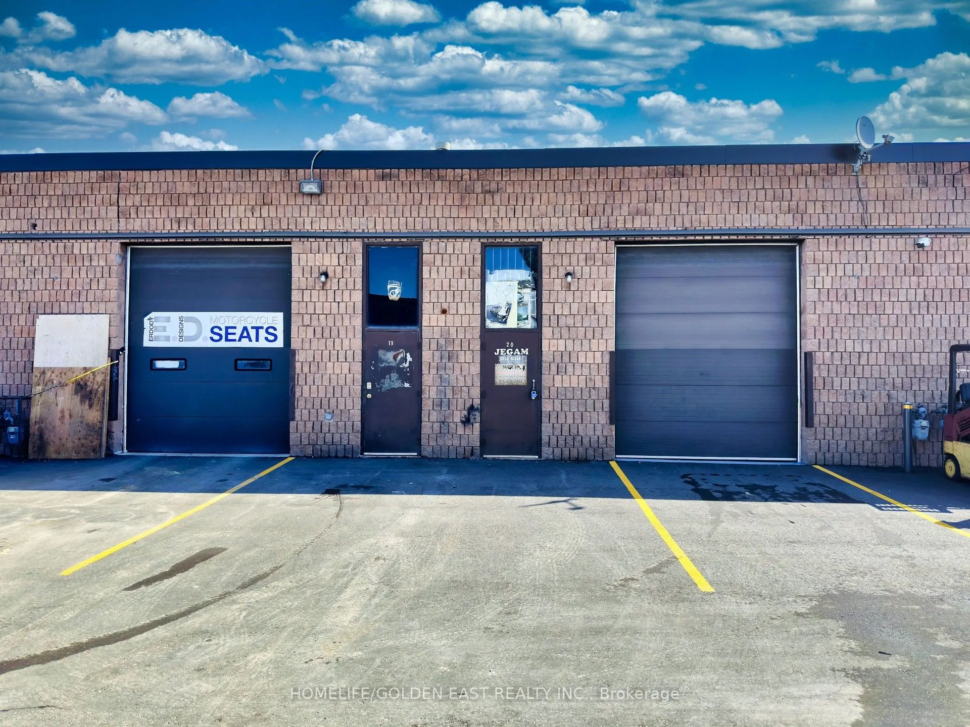 2650 John Street, #20